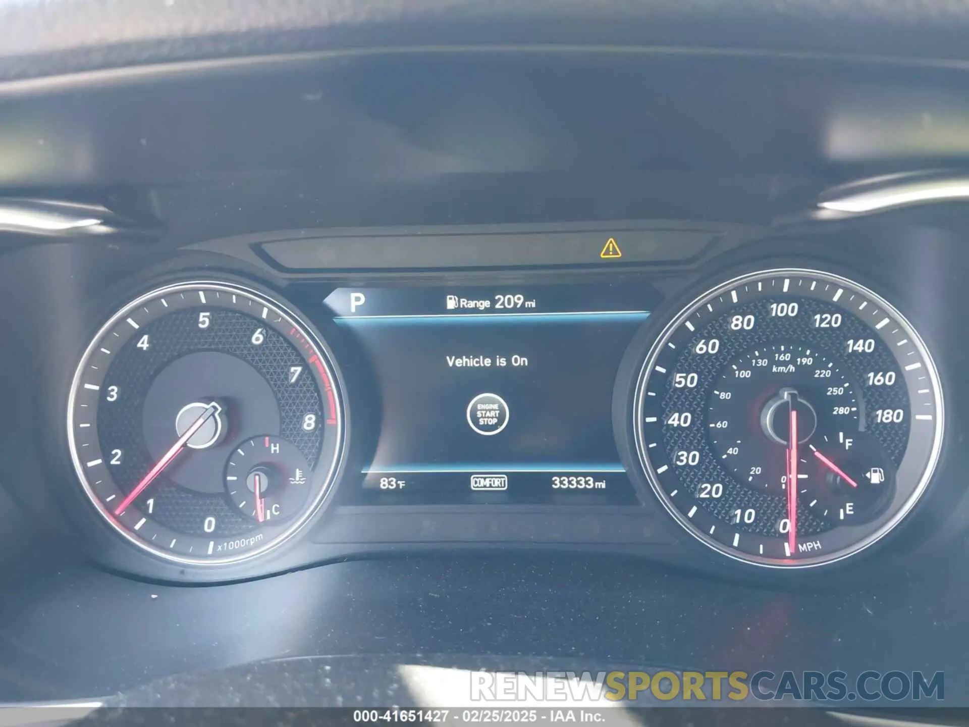 15 fotografías del automóvil dañado KMTG44LA3LU045365 GENESIS G70 2020