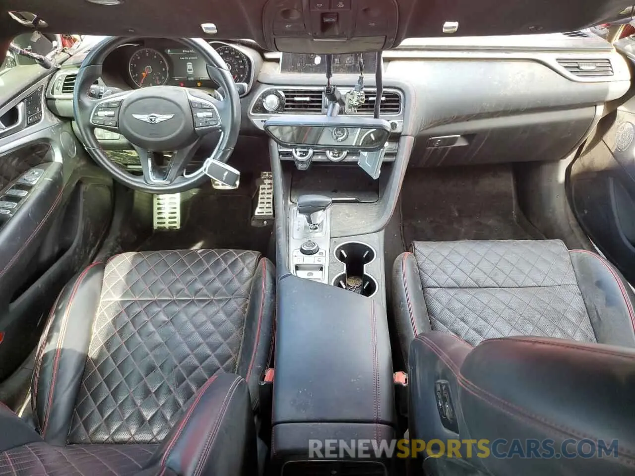 8 fotografías del automóvil dañado KMTG44LA8LU045233 GENESIS G70 2020