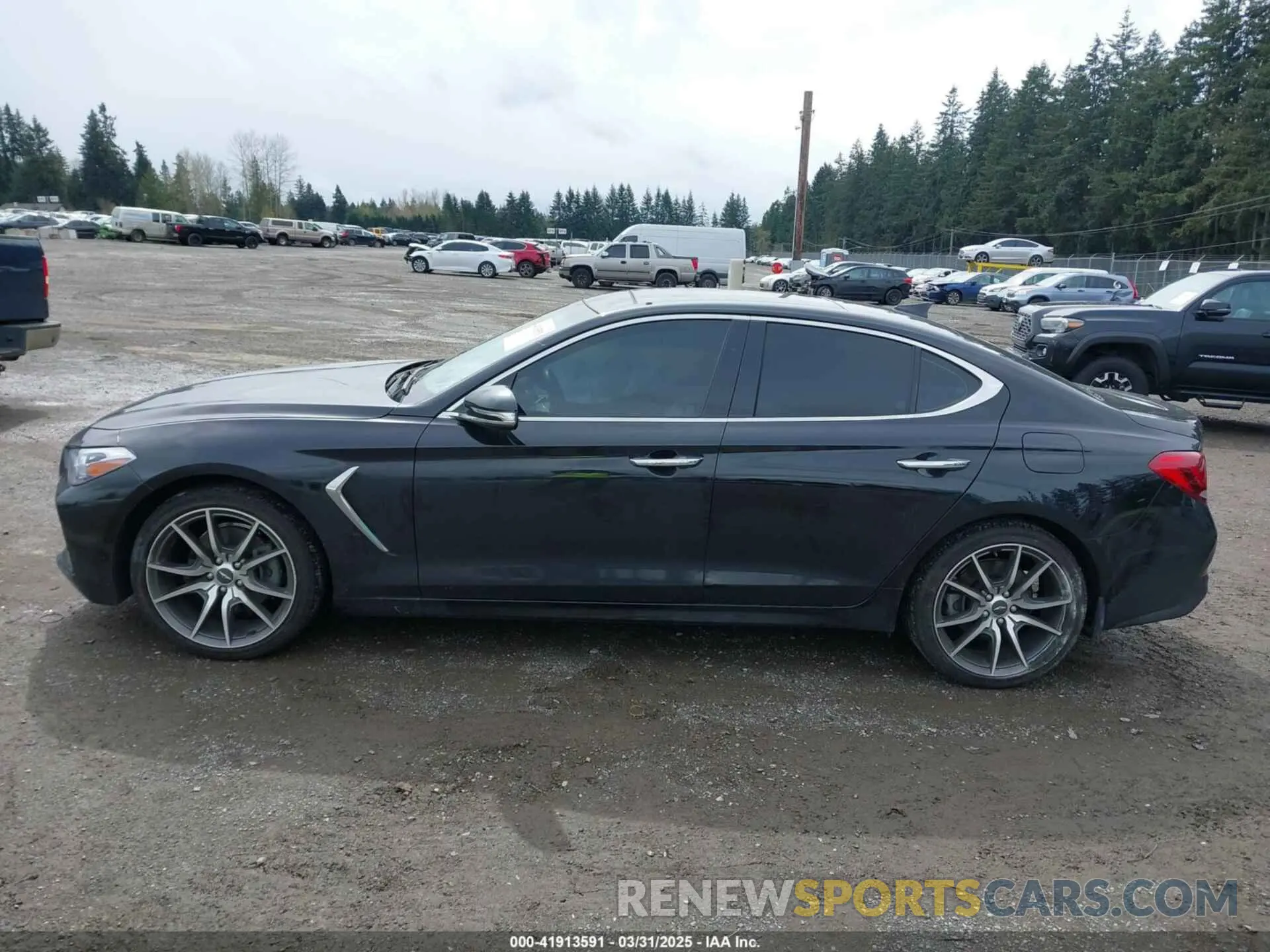 14 fotografías del automóvil dañado KMTG44LAXLU062079 GENESIS G70 2020