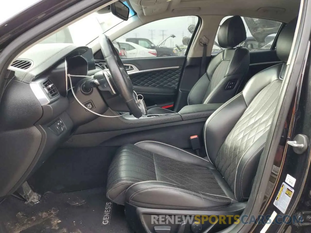 7 fotografías del automóvil dañado KMTG44LAXLU063118 GENESIS G70 2020