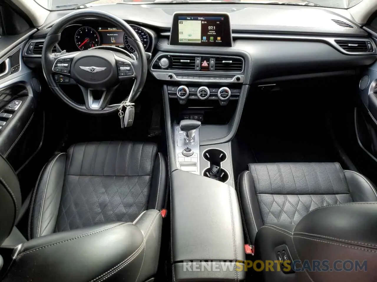 8 fotografías del automóvil dañado KMTG44LAXLU063118 GENESIS G70 2020