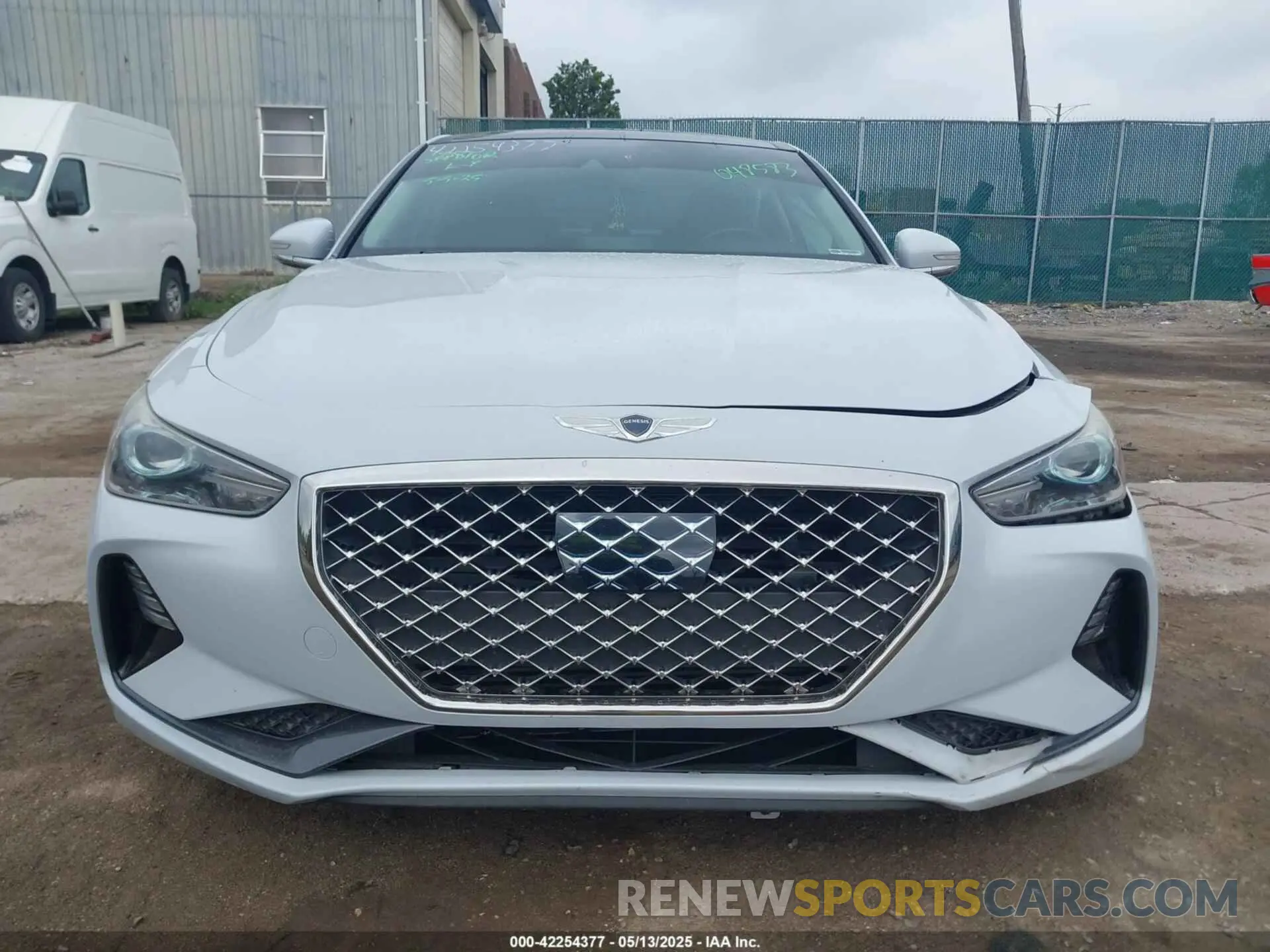 12 fotografías del automóvil dañado KMTG54LE6LU048583 GENESIS G70 2020