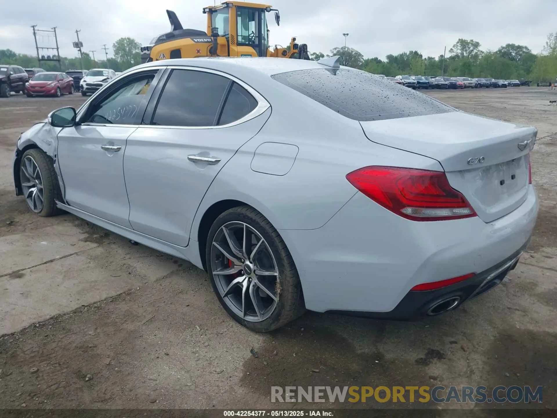 3 fotografías del automóvil dañado KMTG54LE6LU048583 GENESIS G70 2020