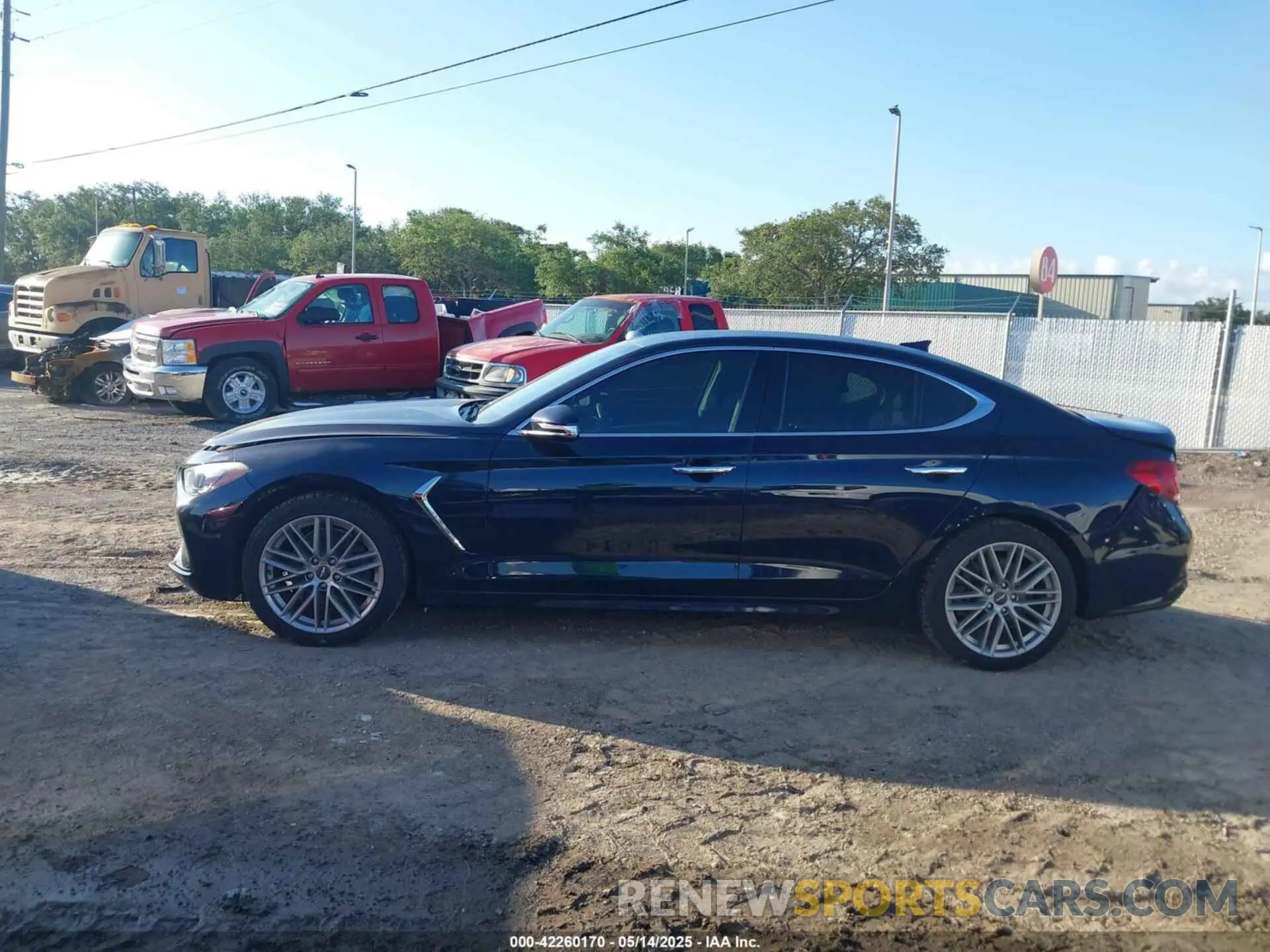 14 fotografías del automóvil dañado KMTG64LA1LU062420 GENESIS G70 2020