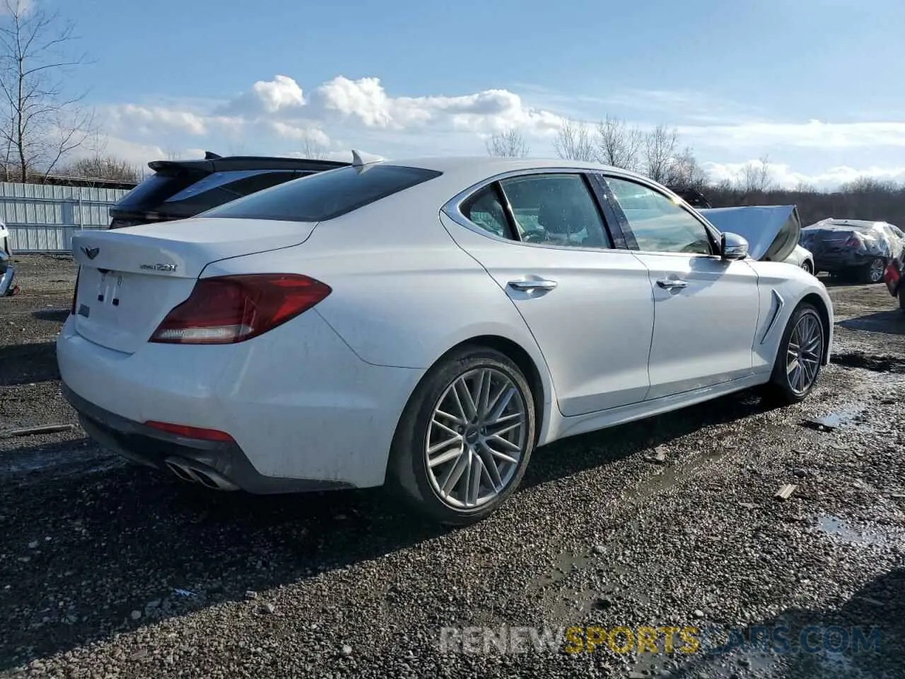 3 fotografías del automóvil dañado KMTG64LA2LU060241 GENESIS G70 2020