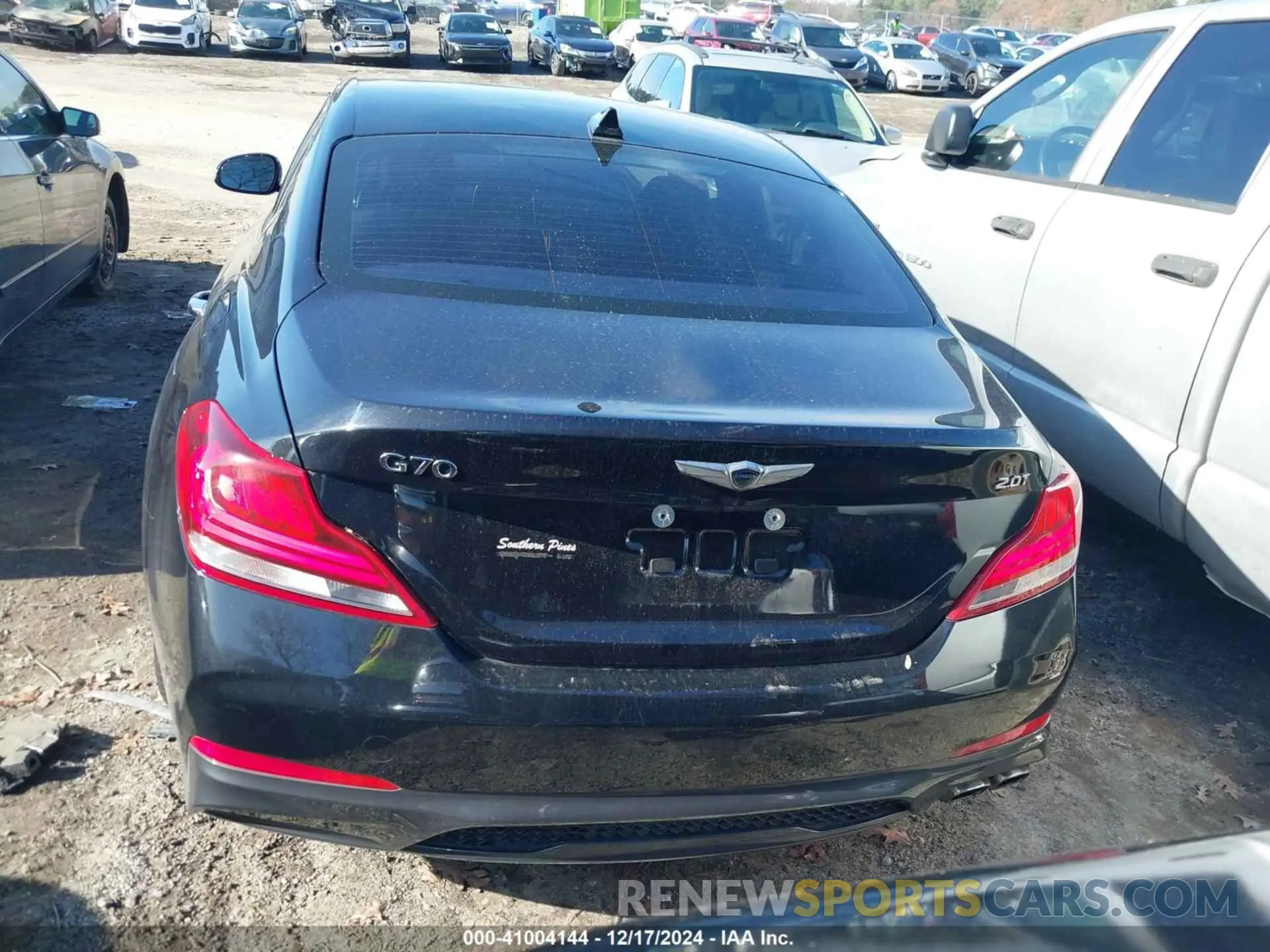 17 fotografías del automóvil dañado KMTG64LA3LU062290 GENESIS G70 2020