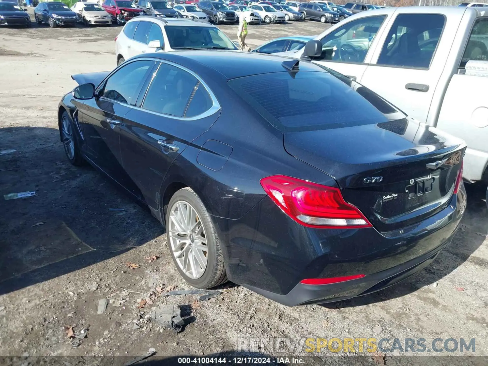 3 fotografías del automóvil dañado KMTG64LA3LU062290 GENESIS G70 2020