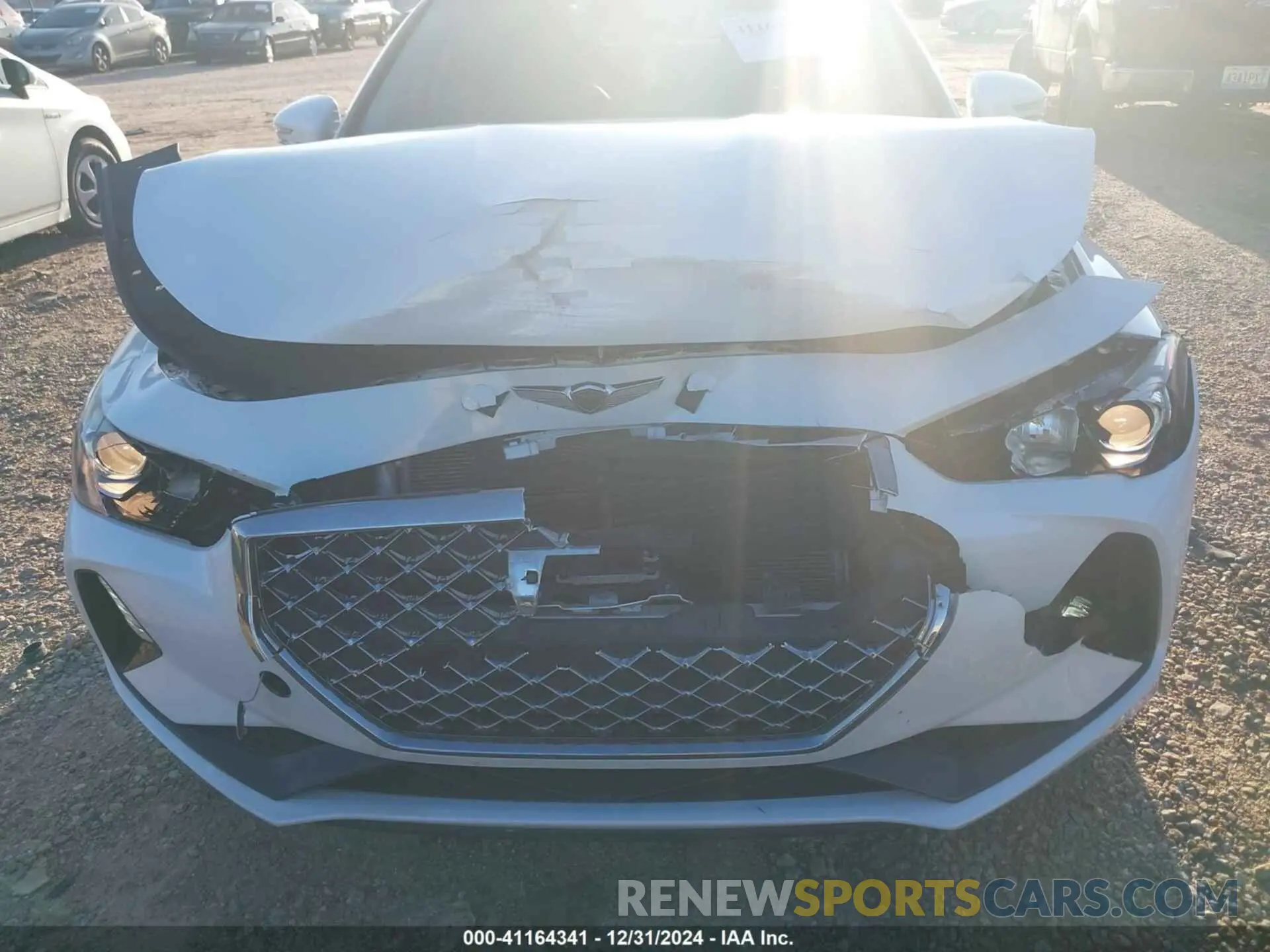 12 fotografías del automóvil dañado KMTG64LA8LU056386 GENESIS G70 2020