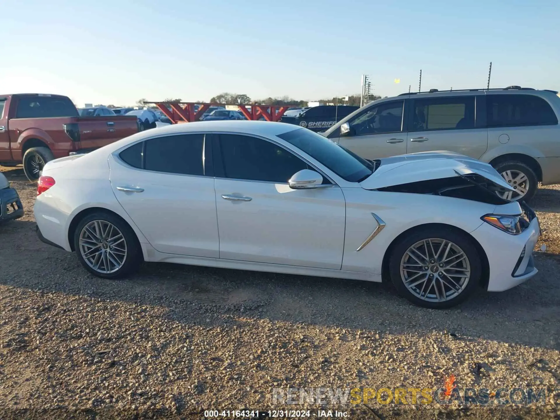 13 fotografías del automóvil dañado KMTG64LA8LU056386 GENESIS G70 2020