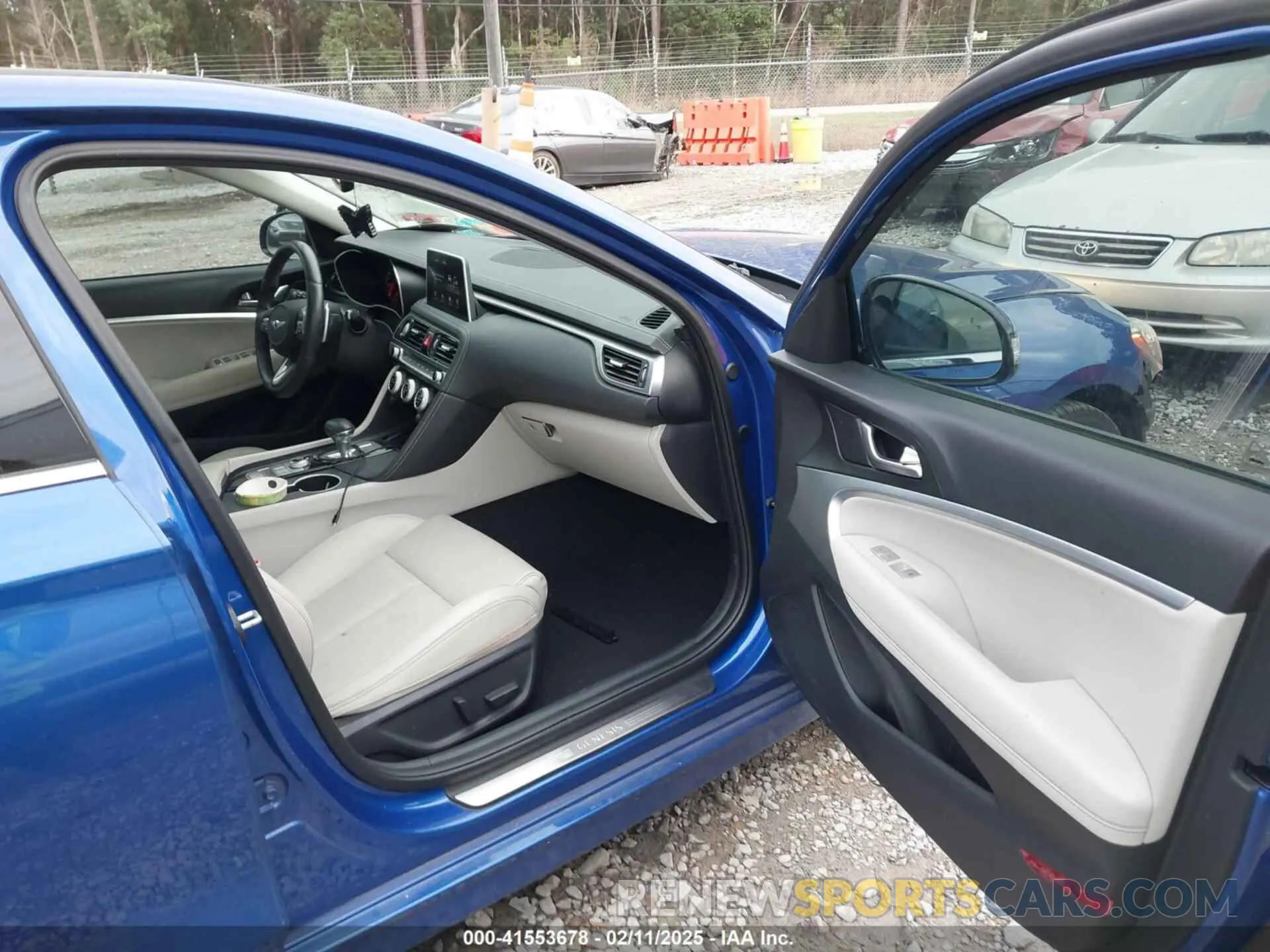 5 fotografías del automóvil dañado KMTG64LAXLU048760 GENESIS G70 2020