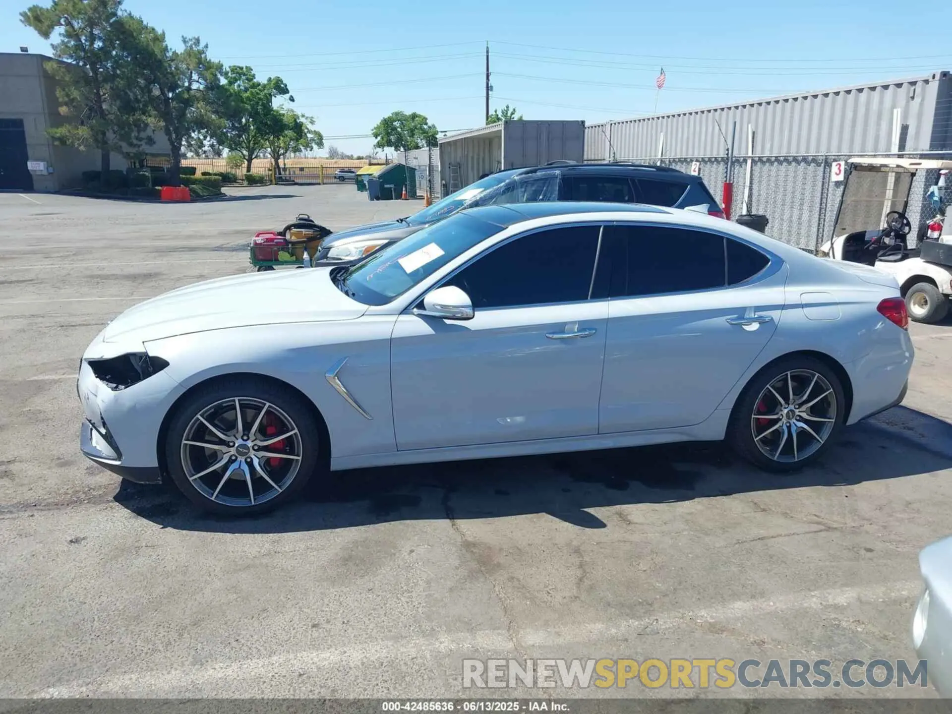 15 fotografías del automóvil dañado KMTG74LE2LU059669 GENESIS G70 2020