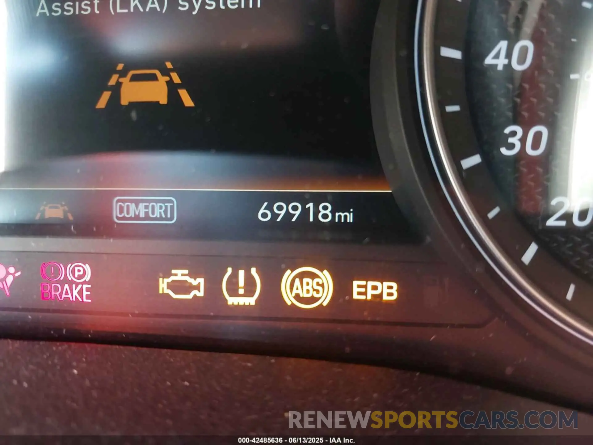 16 fotografías del automóvil dañado KMTG74LE2LU059669 GENESIS G70 2020
