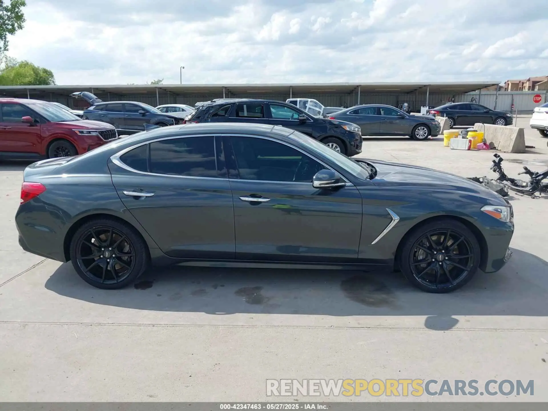 13 fotografías del automóvil dañado KMTG74LE8LU050250 GENESIS G70 2020