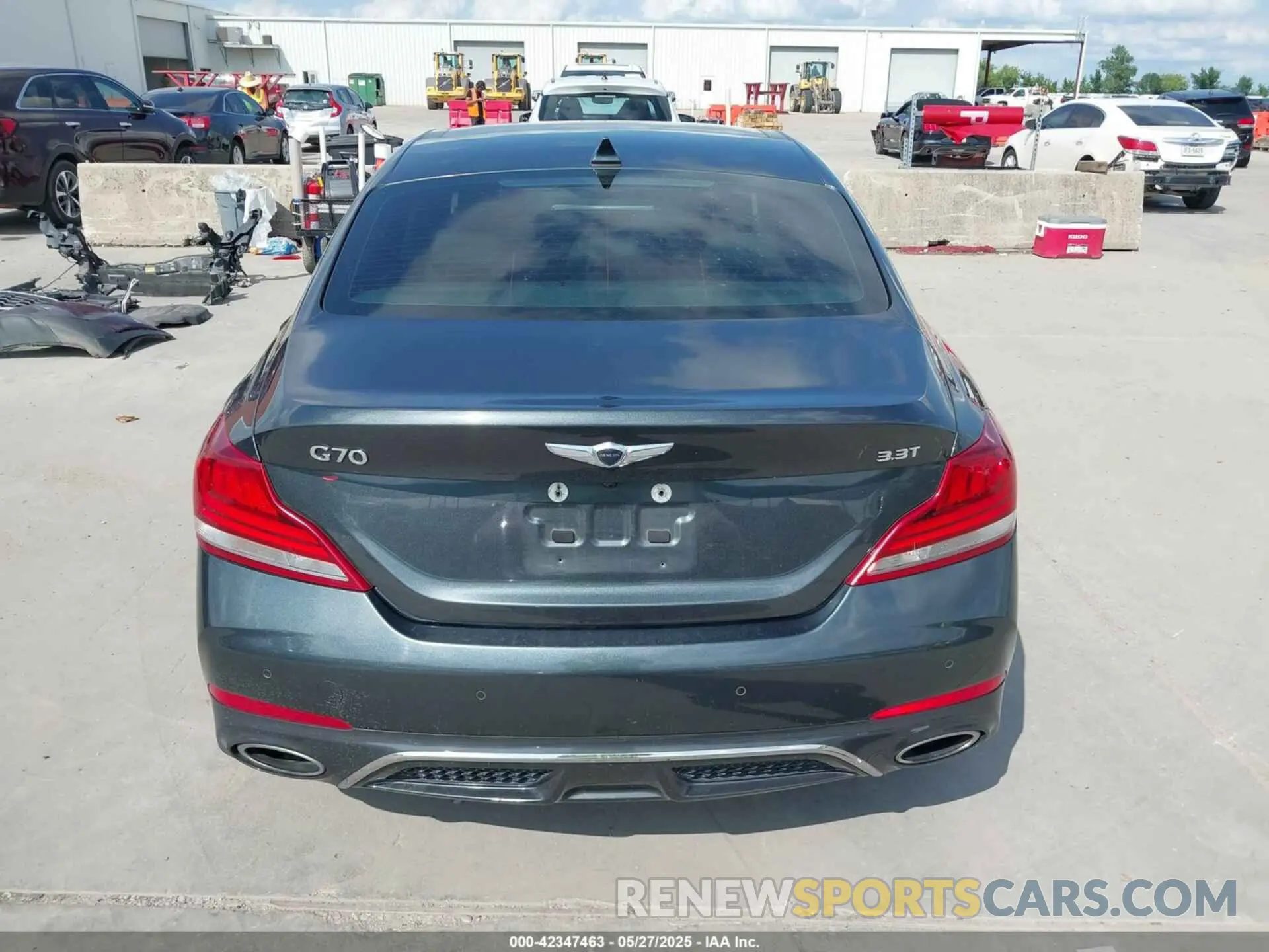 16 fotografías del automóvil dañado KMTG74LE8LU050250 GENESIS G70 2020