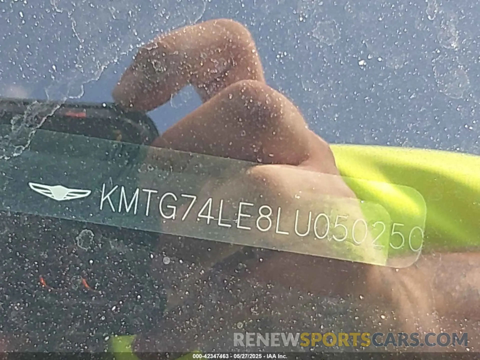 17 fotografías del automóvil dañado KMTG74LE8LU050250 GENESIS G70 2020