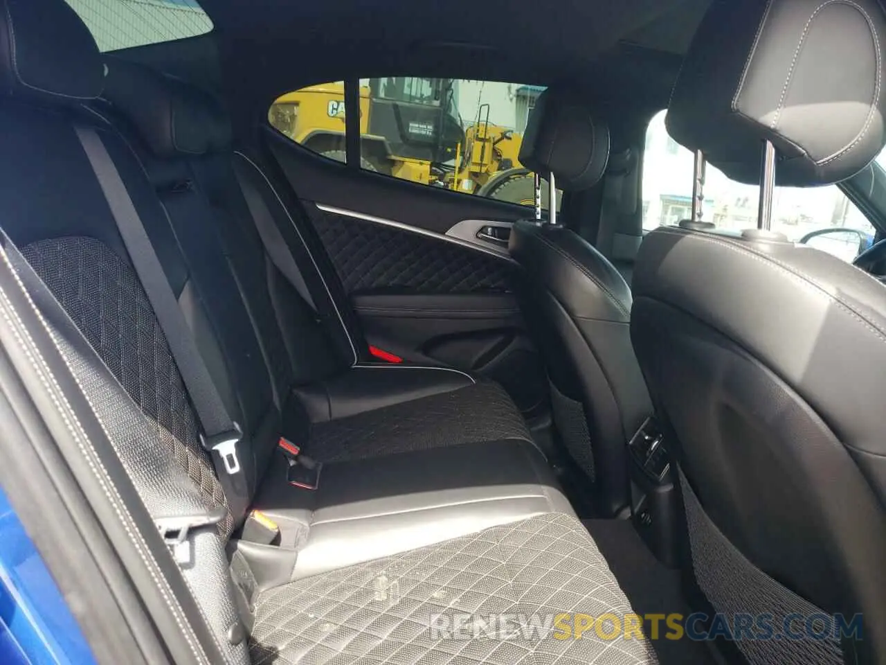 10 fotografías del automóvil dañado KMTG74LEXLU040965 GENESIS G70 2020