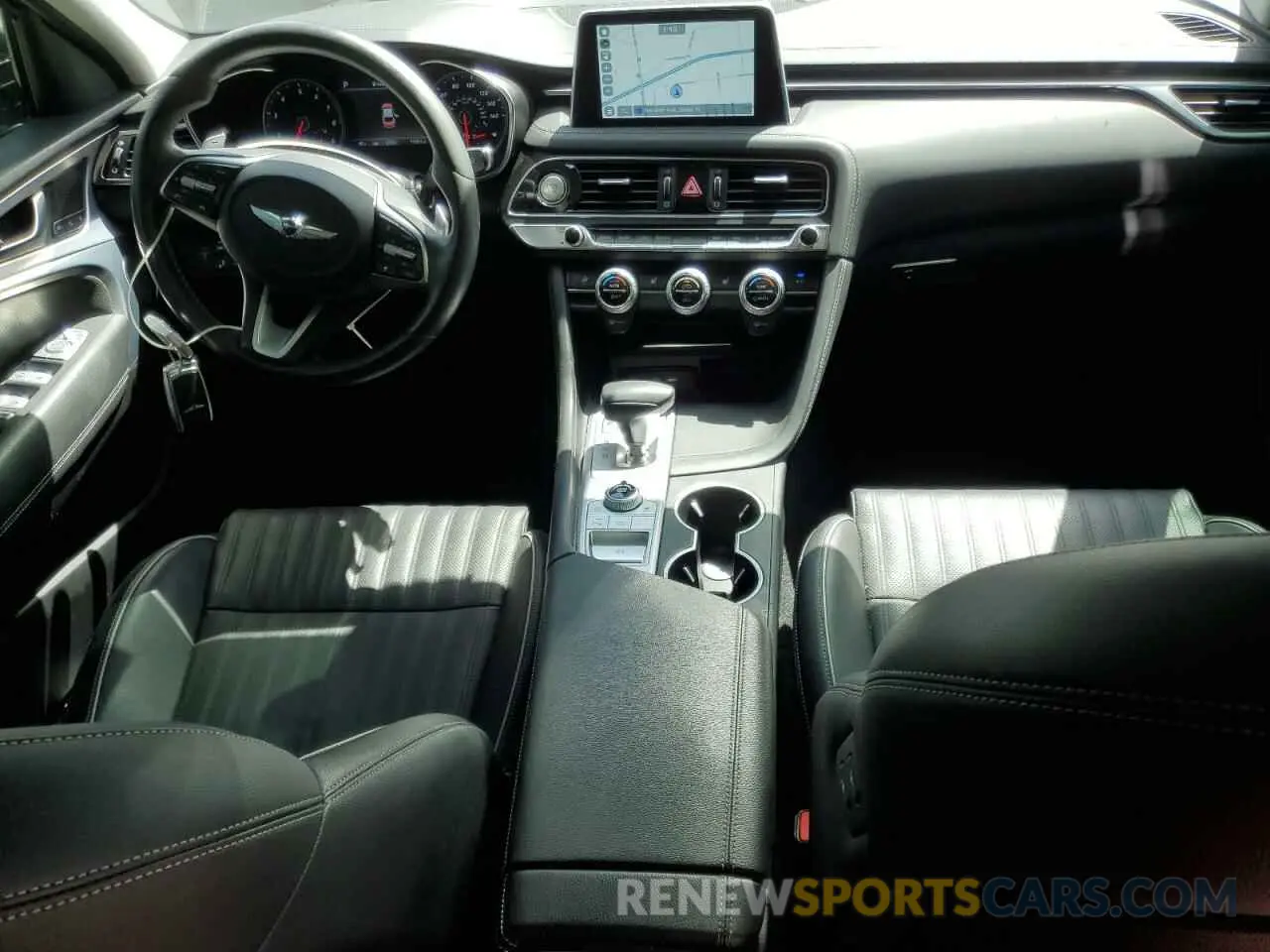 8 fotografías del automóvil dañado KMTG34LA0MU074200 GENESIS G70 2021