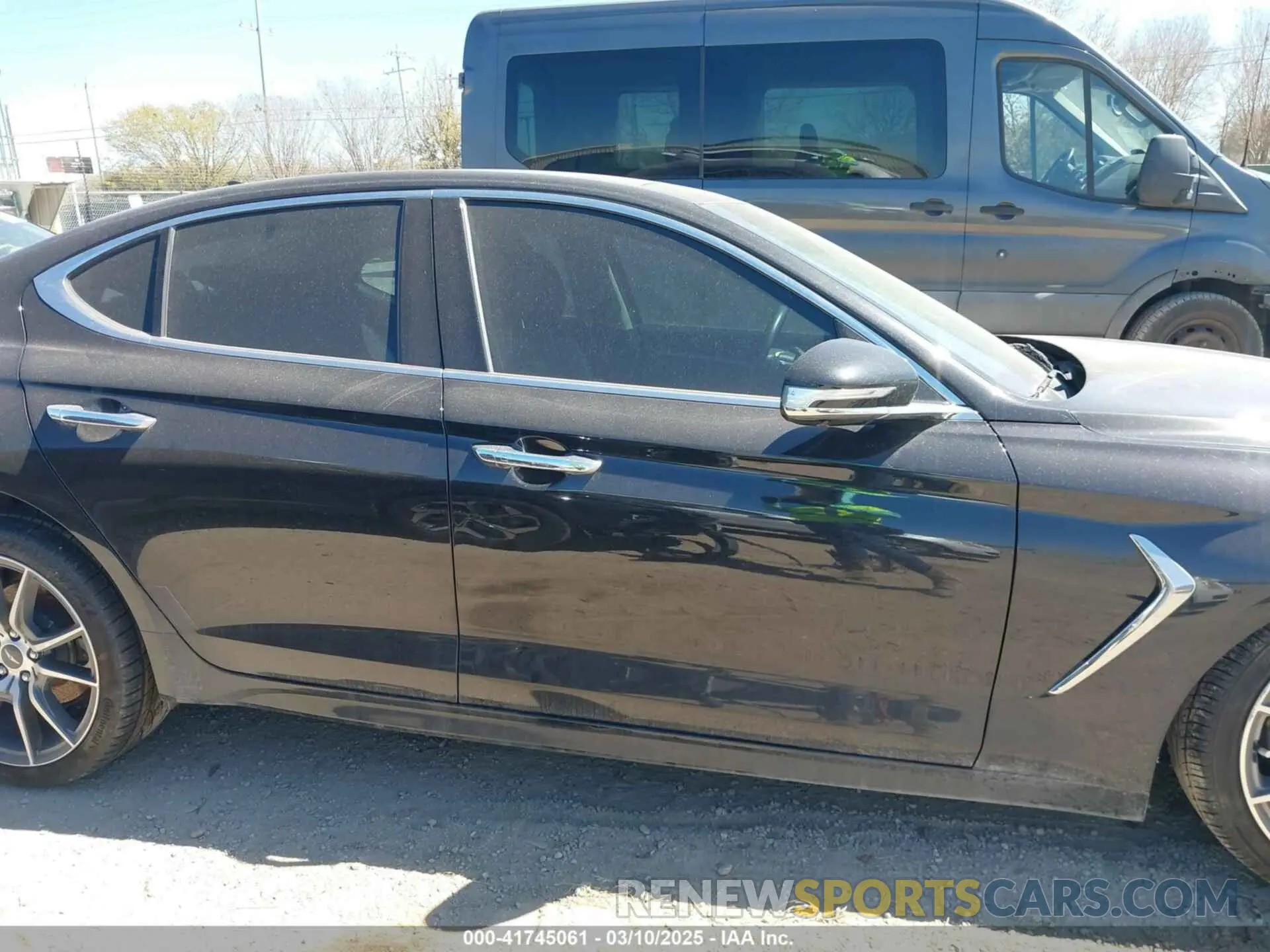 14 fotografías del automóvil dañado KMTG44LAXMU071043 GENESIS G70 2021