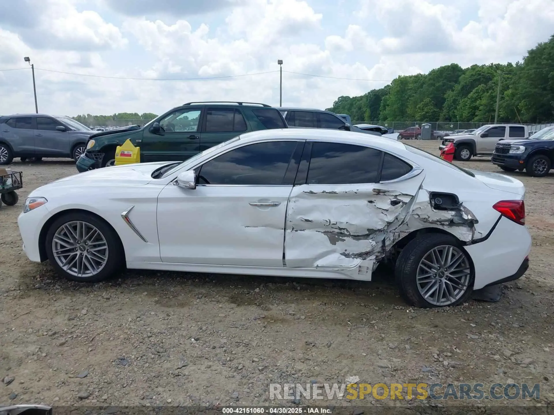 14 fotografías del automóvil dañado KMTG64LA2MU074982 GENESIS G70 2021
