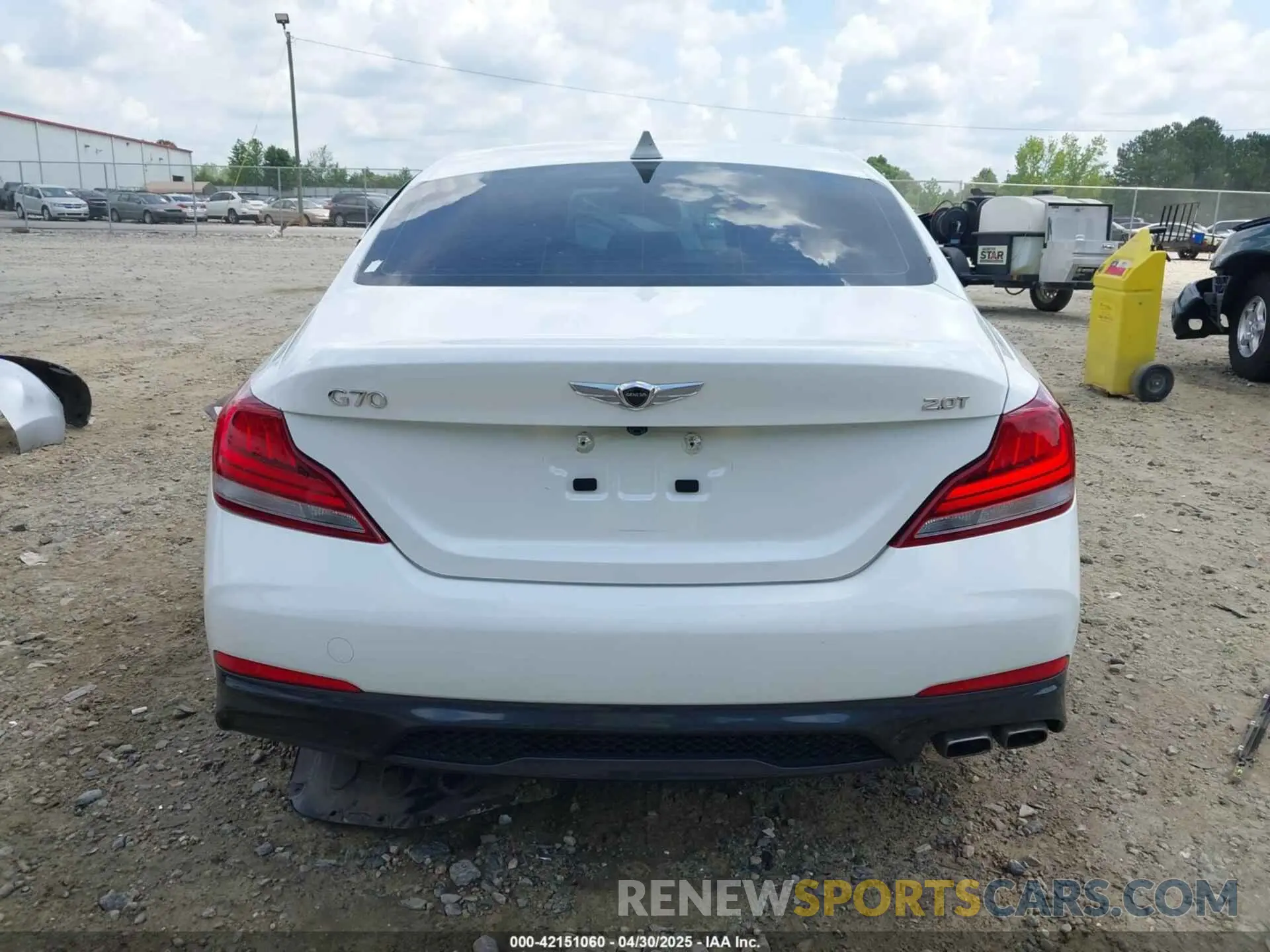16 fotografías del automóvil dañado KMTG64LA2MU074982 GENESIS G70 2021