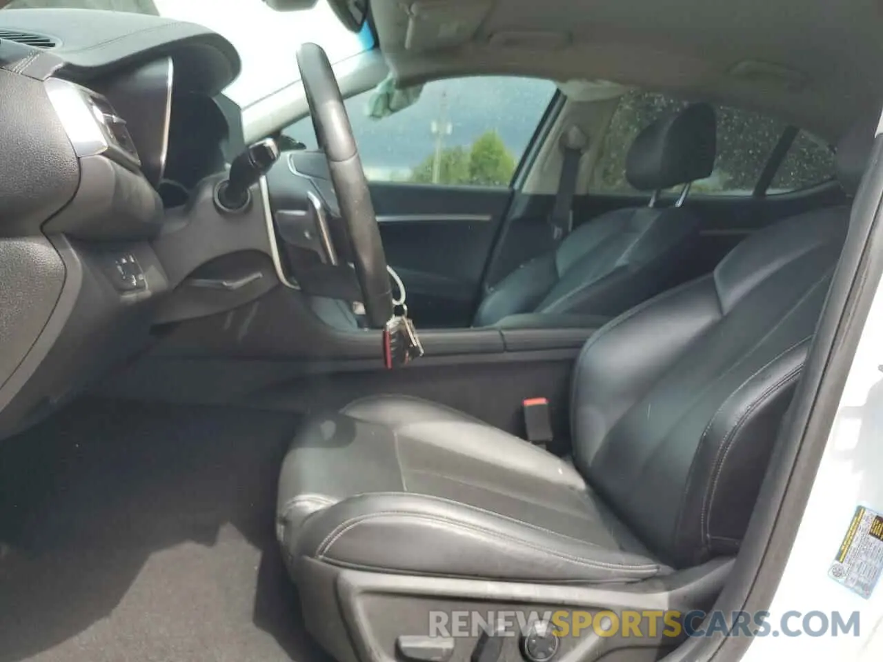 7 fotografías del automóvil dañado KMTG64LA6MU073480 GENESIS G70 2021