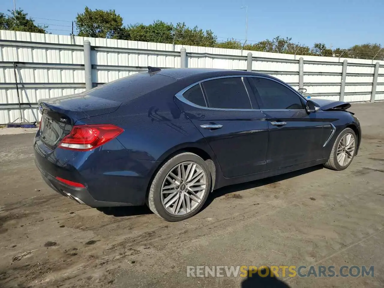 3 fotografías del automóvil dañado KMTG64LA9MU073490 GENESIS G70 2021