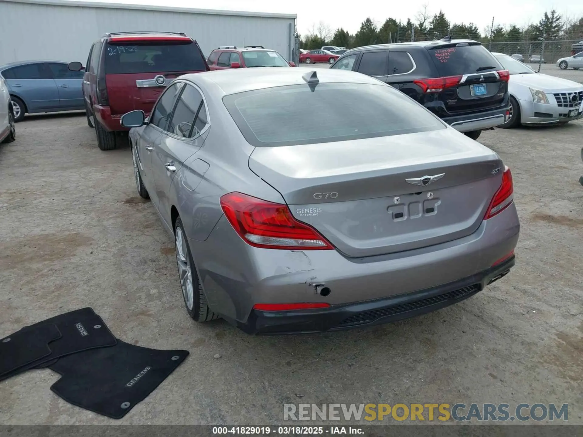 3 fotografías del automóvil dañado KMTG64LA9MU073635 GENESIS G70 2021