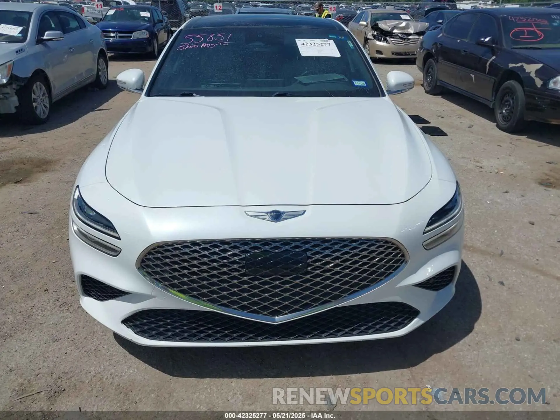12 fotografías del automóvil dañado KMTG34TA5NU103935 GENESIS G70 2022