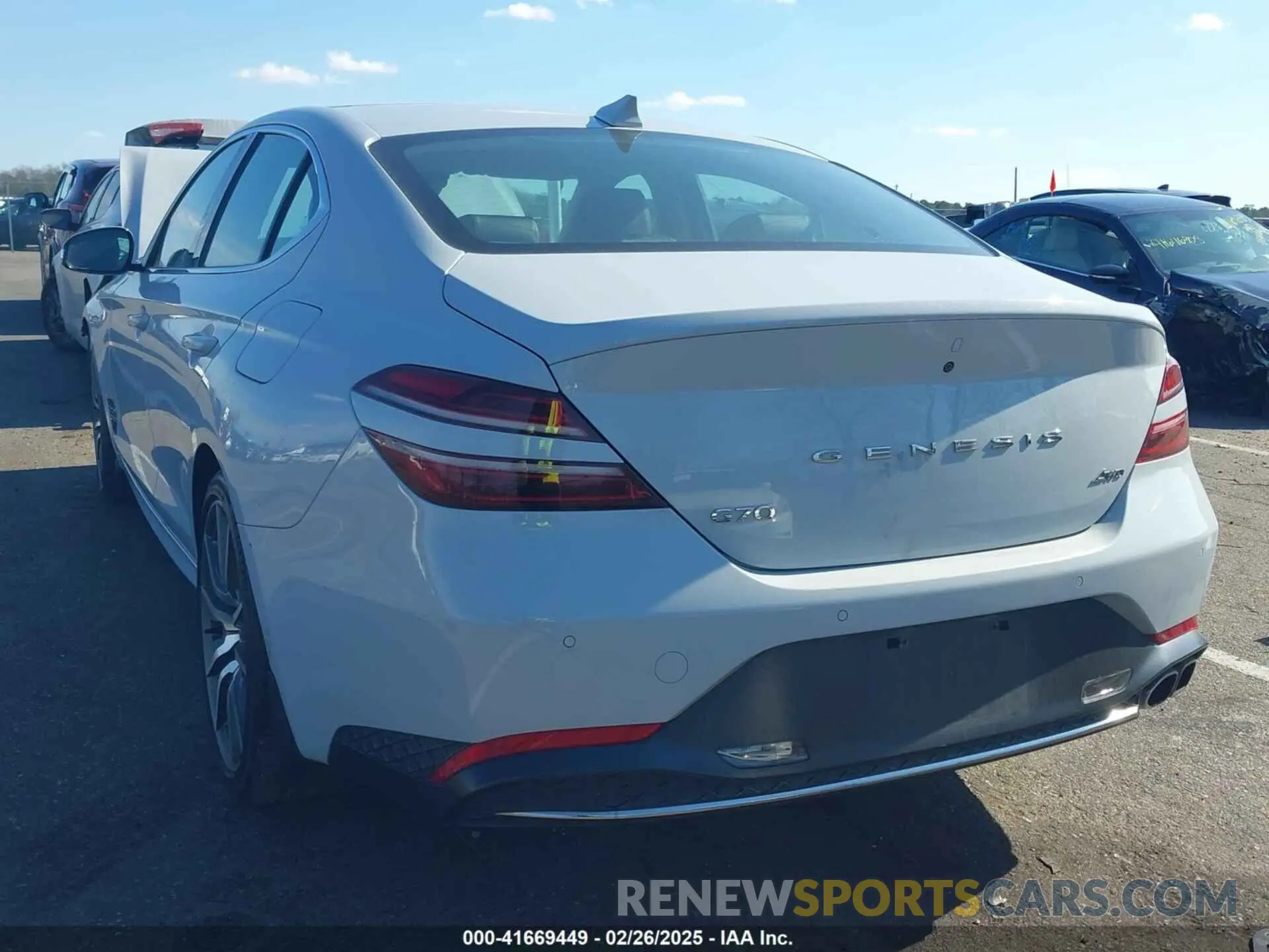 3 fotografías del automóvil dañado KMTG34TA7NU098169 GENESIS G70 2022