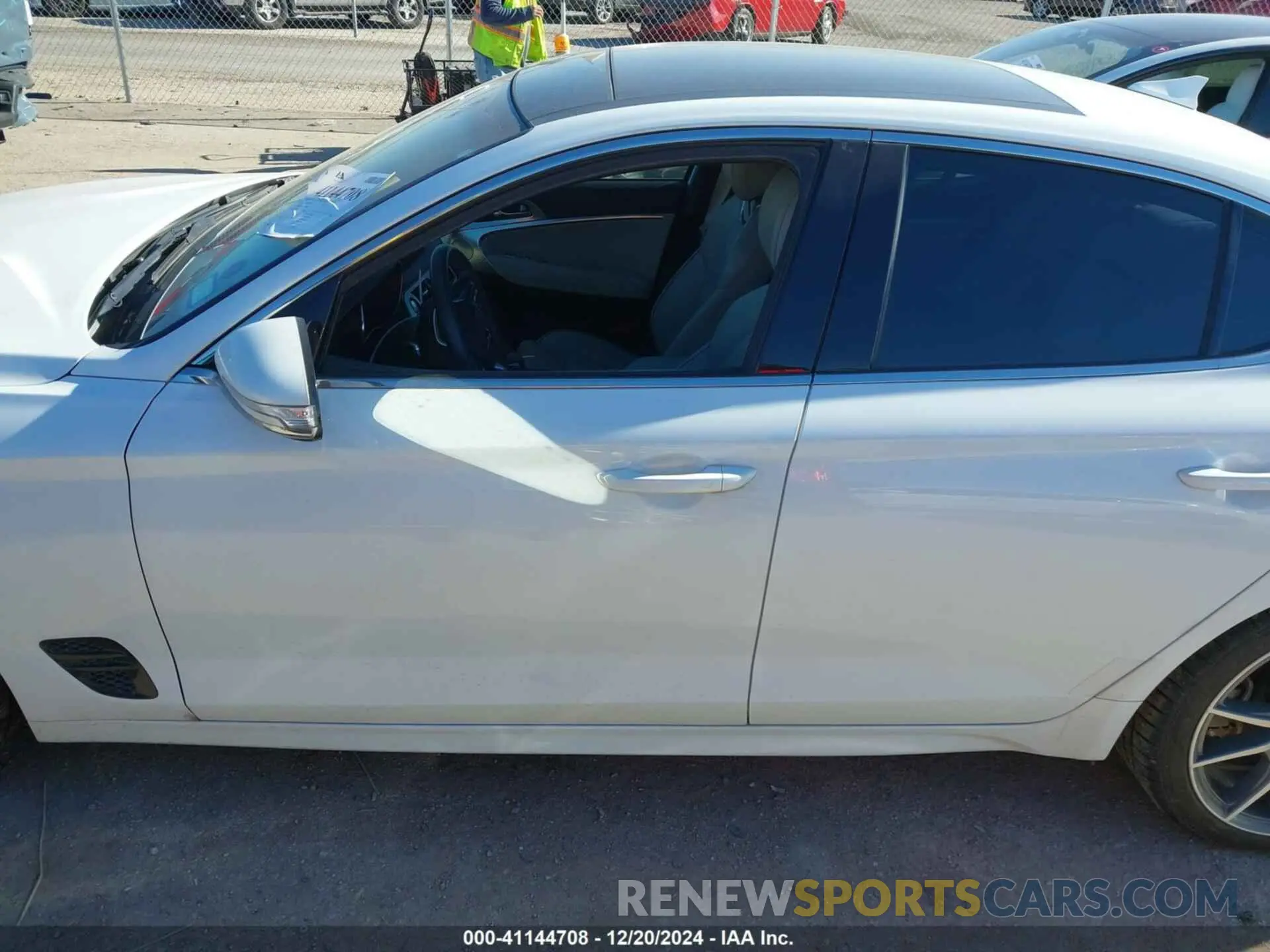 14 fotografías del automóvil dañado KMTG34TA7NU103998 GENESIS G70 2022