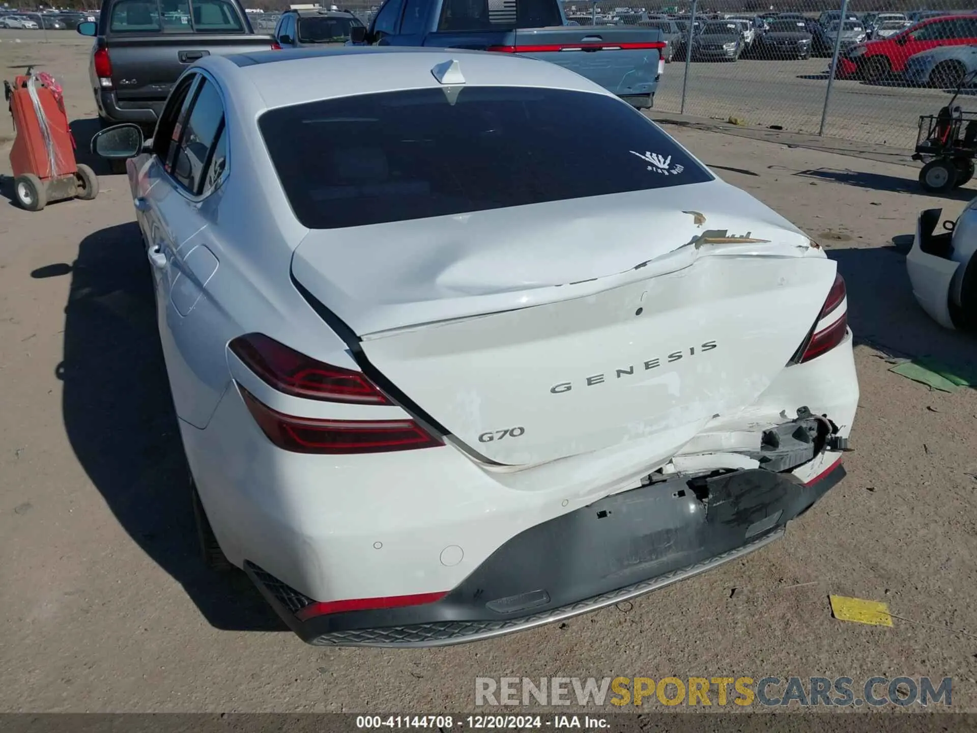 6 fotografías del automóvil dañado KMTG34TA7NU103998 GENESIS G70 2022