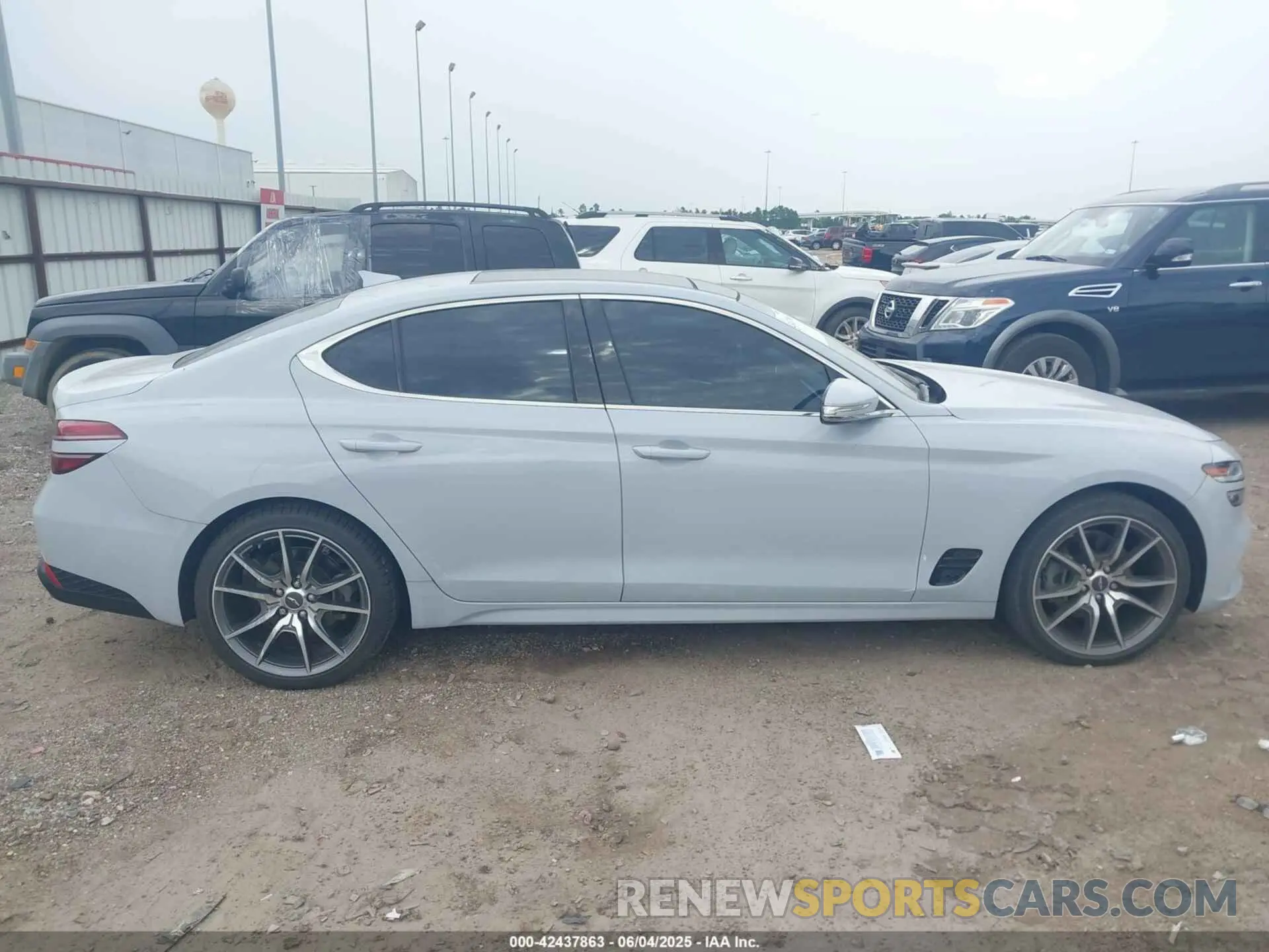 13 fotografías del automóvil dañado KMTG34TA9NU090218 GENESIS G70 2022