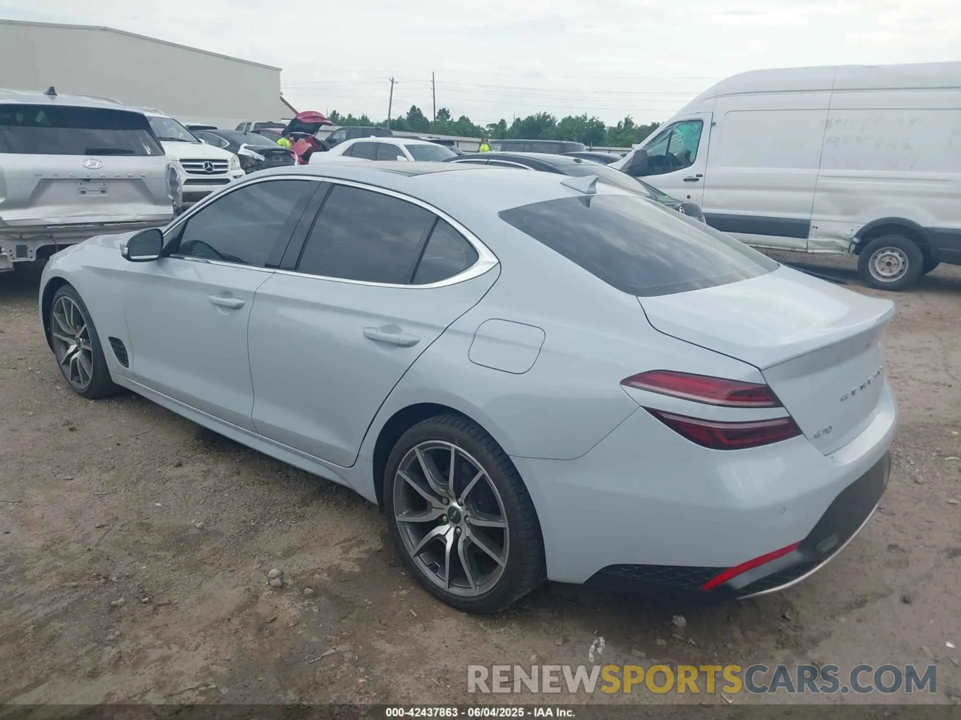 3 fotografías del automóvil dañado KMTG34TA9NU090218 GENESIS G70 2022
