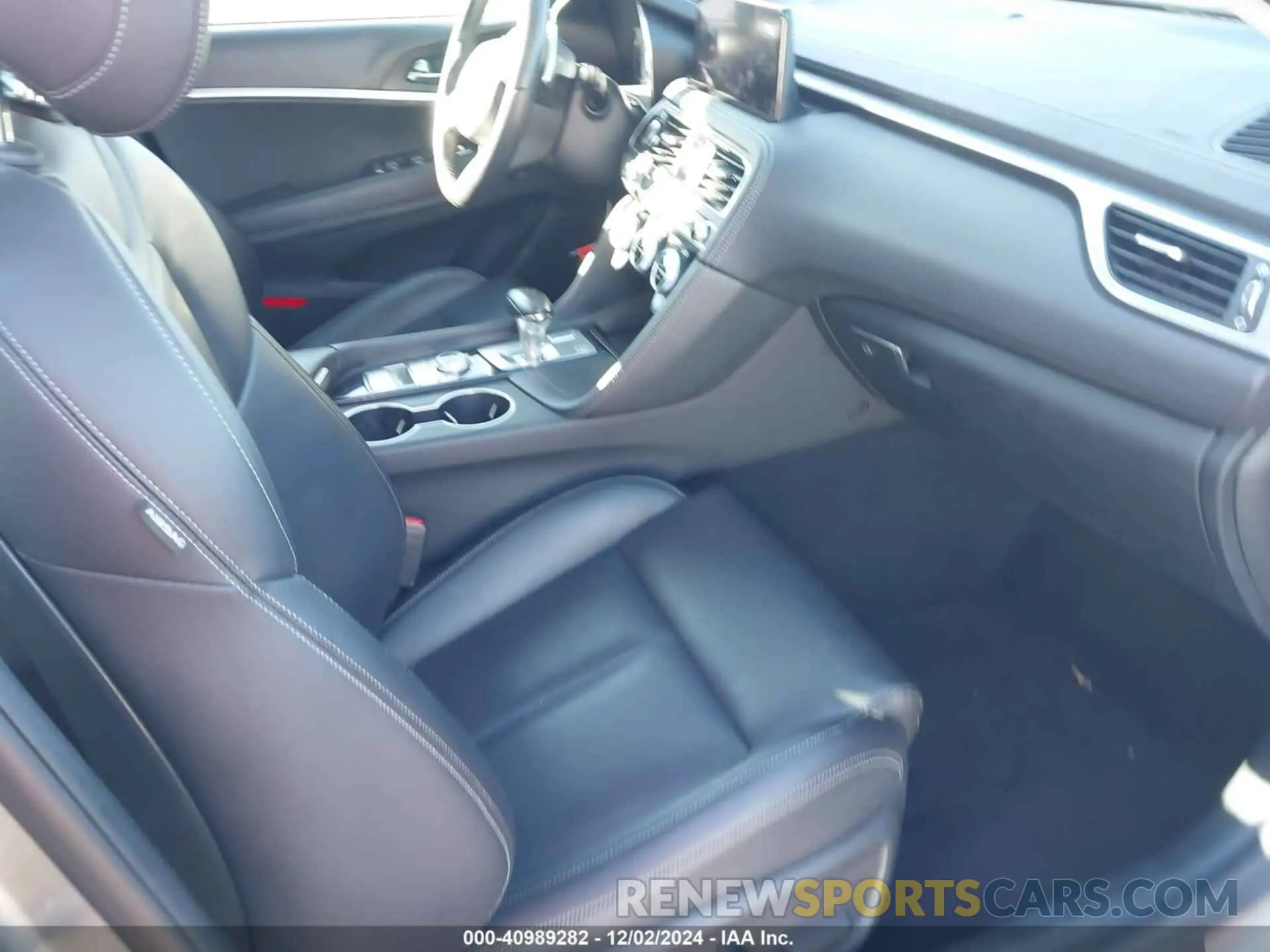 5 fotografías del automóvil dañado KMTG34TA9NU093023 GENESIS G70 2022