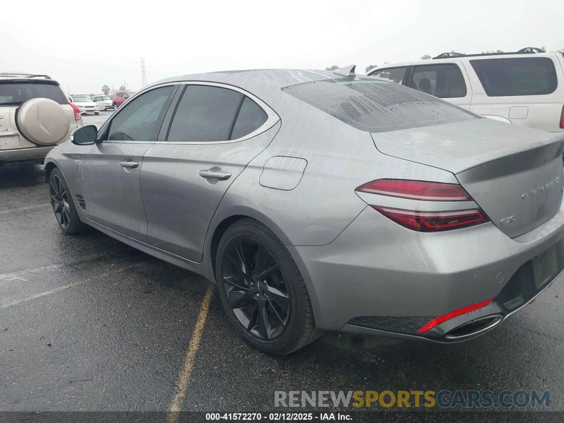 15 fotografías del automóvil dañado KMTG54TE1NU084684 GENESIS G70 2022
