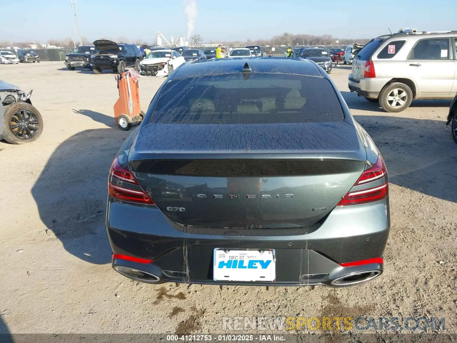 16 fotografías del automóvil dañado KMTG54TE7NU088285 GENESIS G70 2022