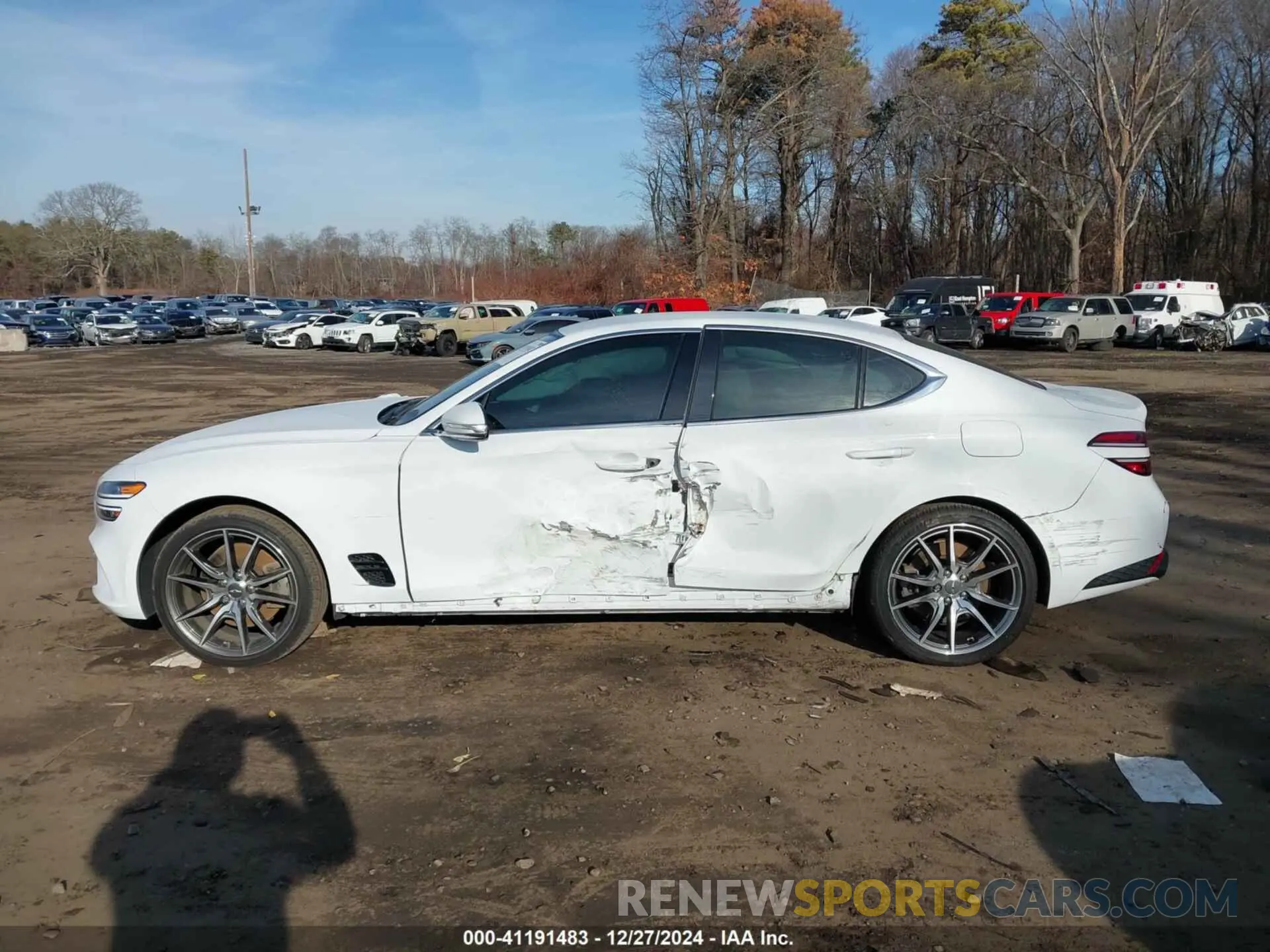 15 fotografías del automóvil dañado KMTG54TE8NU100671 GENESIS G70 2022