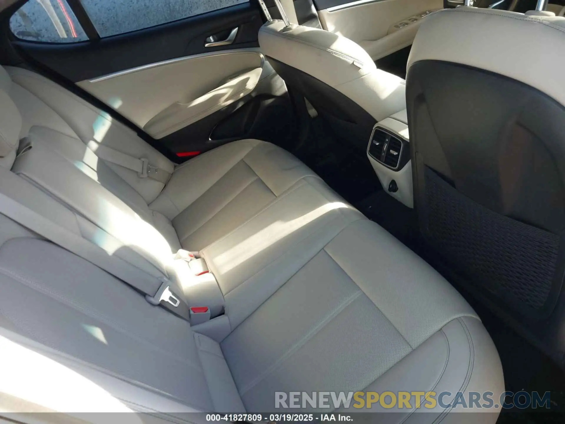 8 fotografías del automóvil dañado KMTG34TA2PU127032 GENESIS G70 2023