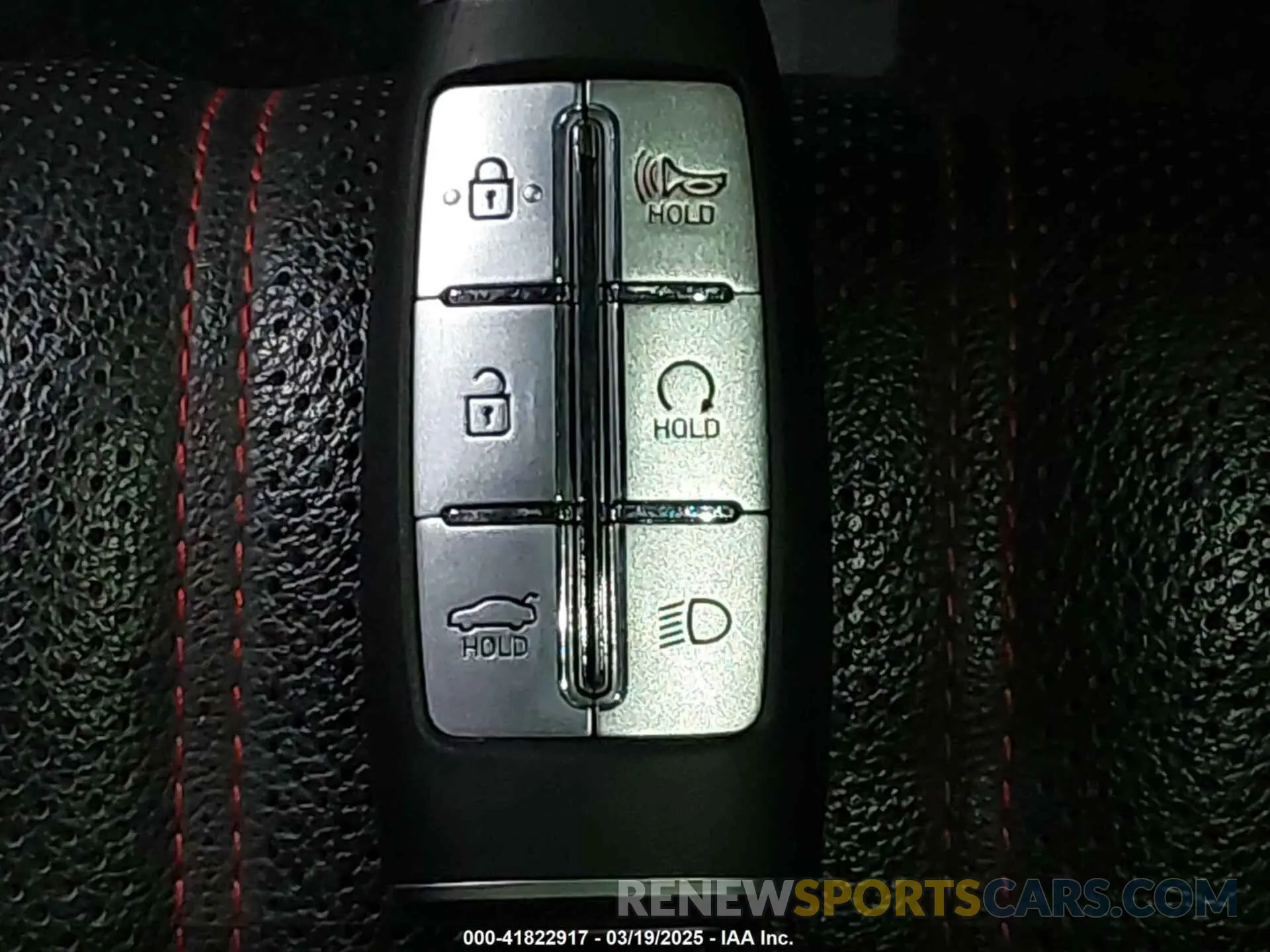 11 fotografías del automóvil dañado KMTG34TA3PU115553 GENESIS G70 2023