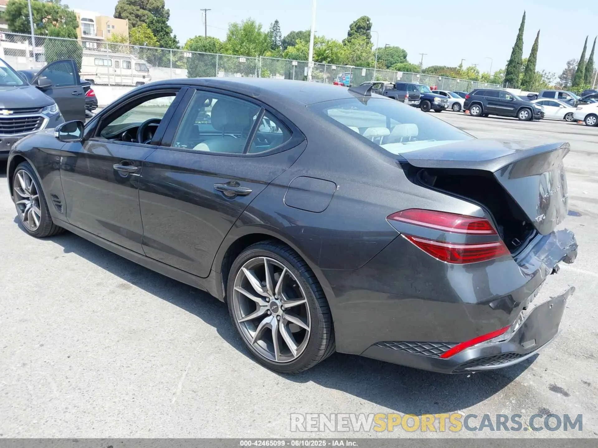 3 fotografías del automóvil dañado KMTG34TA3PU120669 GENESIS G70 2023