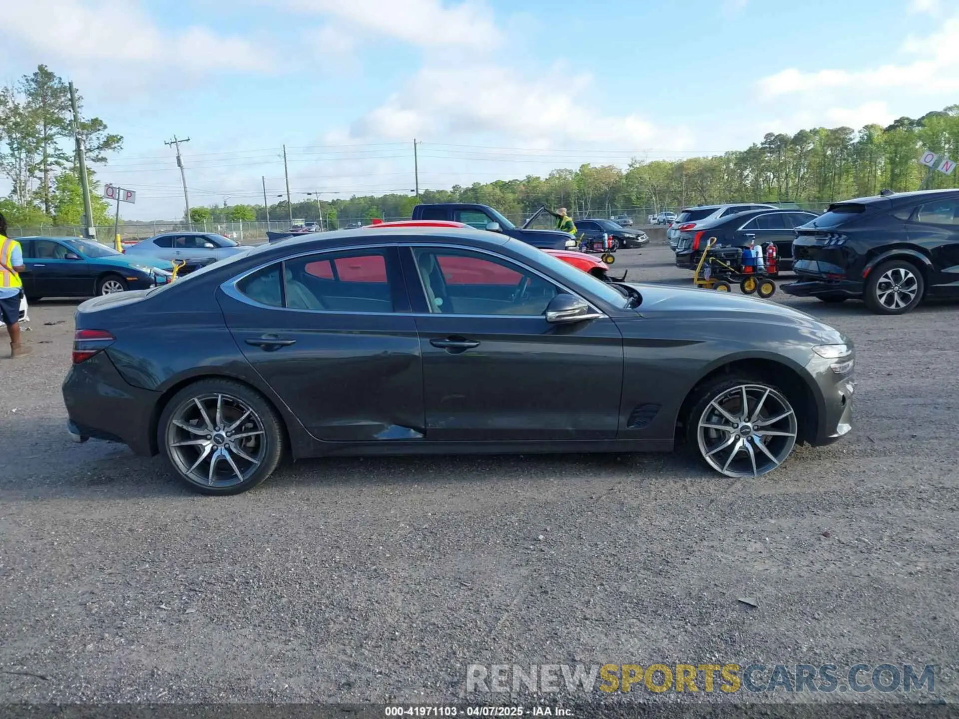 13 fotografías del automóvil dañado KMTG34TA4PU126965 GENESIS G70 2023