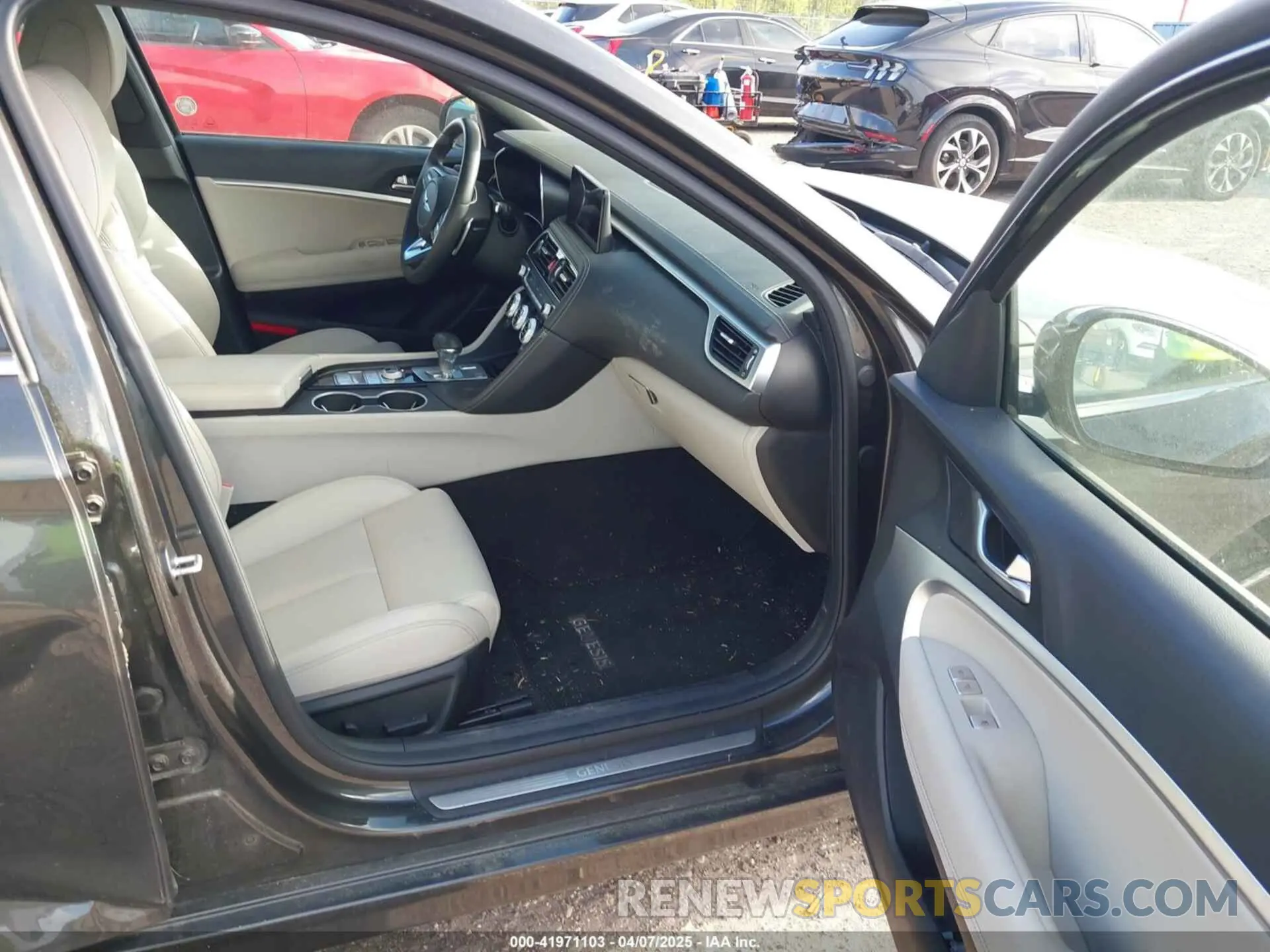 5 fotografías del automóvil dañado KMTG34TA4PU126965 GENESIS G70 2023
