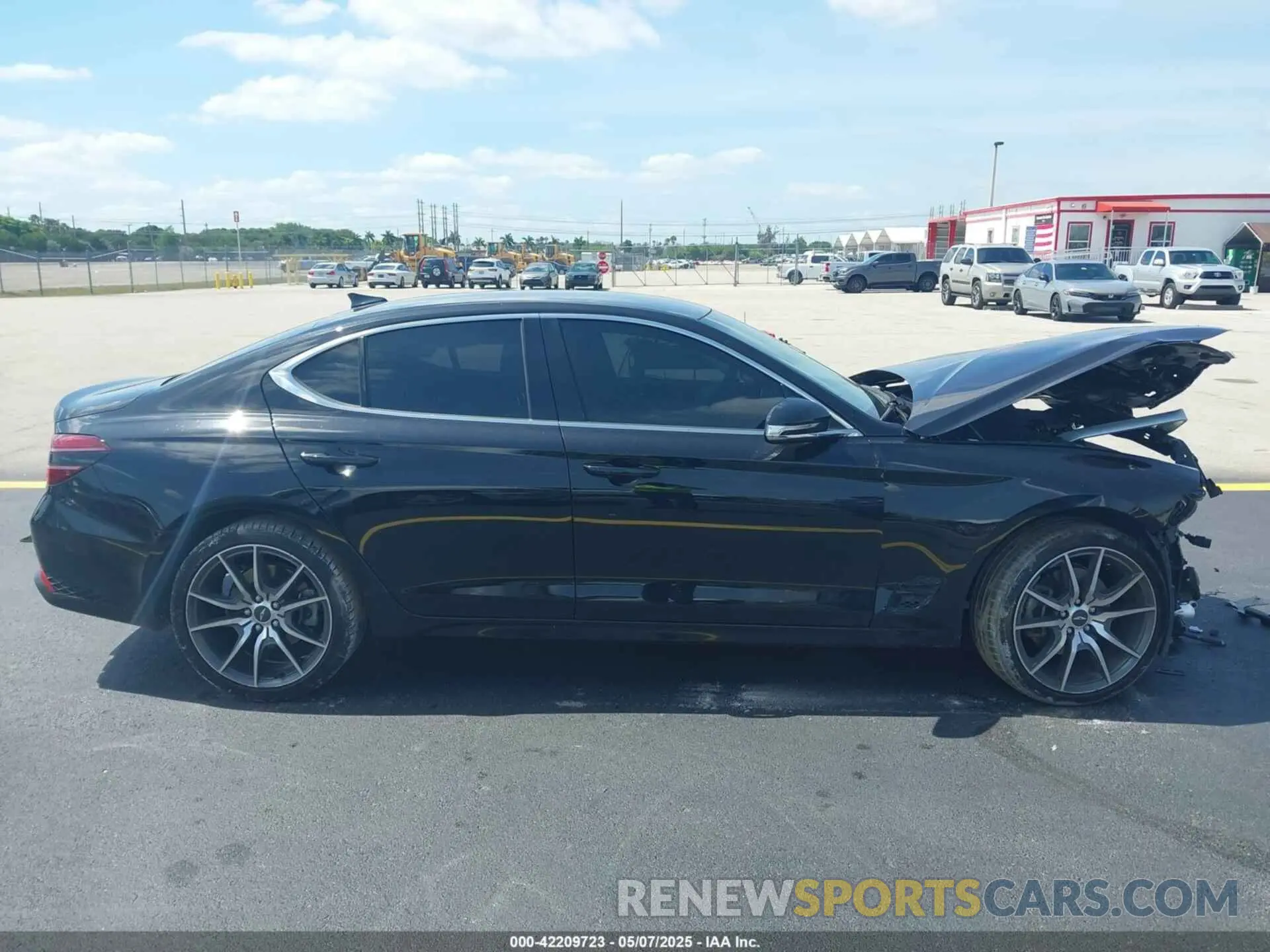 13 fotografías del automóvil dañado KMTG34TA4PU135164 GENESIS G70 2023