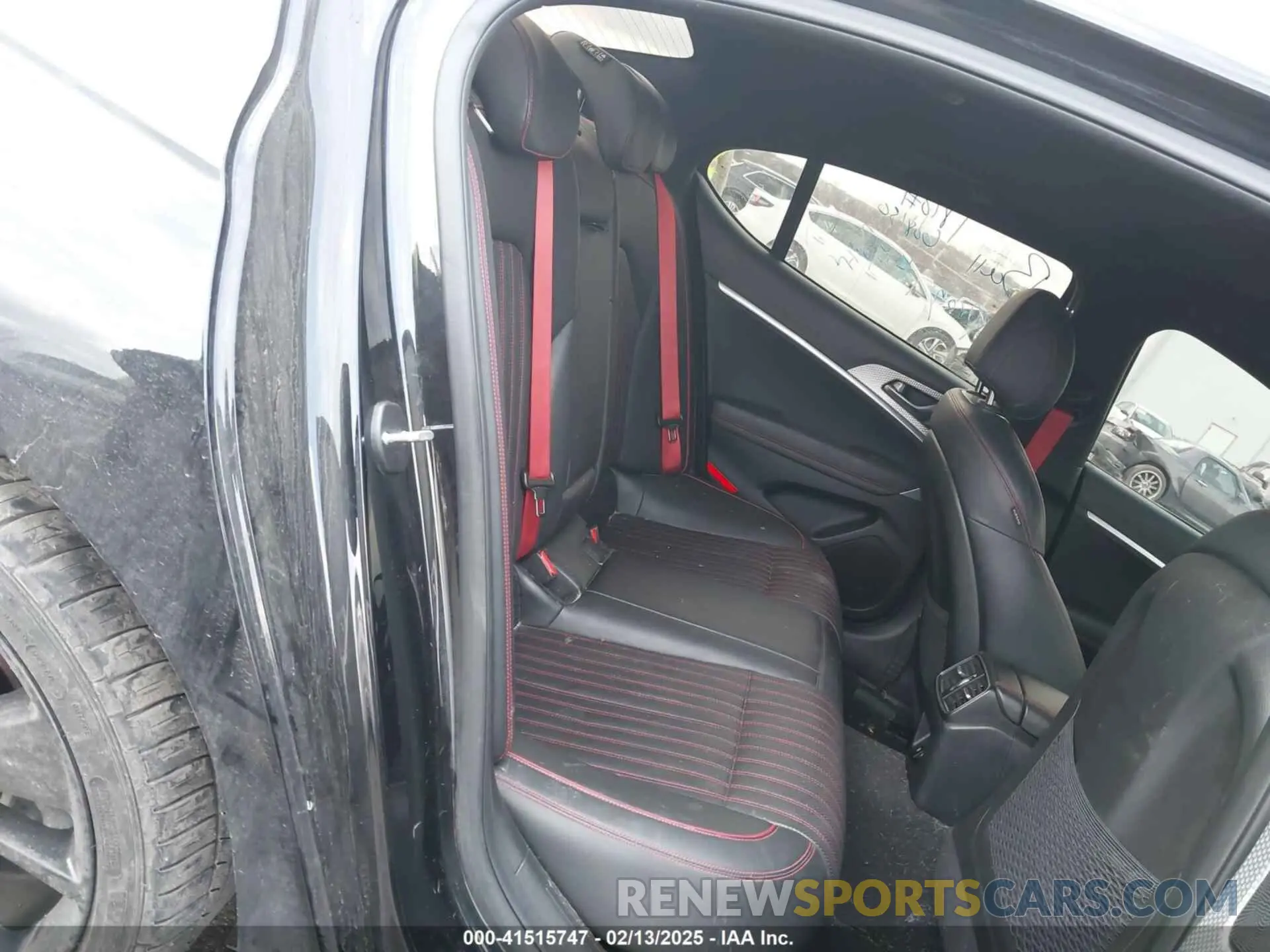 8 fotografías del automóvil dañado KMTG34TA5PU120298 GENESIS G70 2023