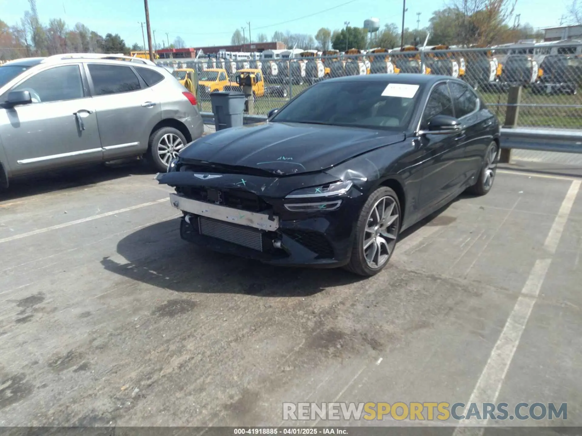 2 fotografías del automóvil dañado KMTG34TA5PU121225 GENESIS G70 2023