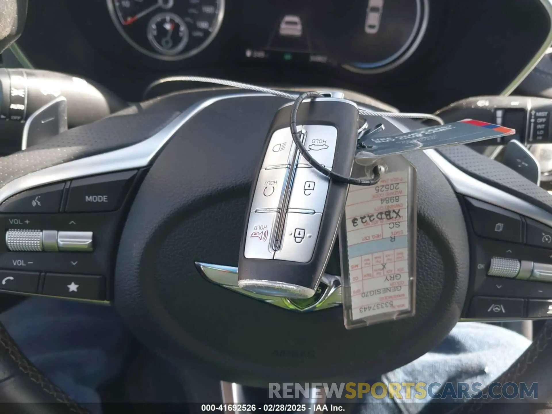11 fotografías del automóvil dañado KMTG34TA5PU128188 GENESIS G70 2023