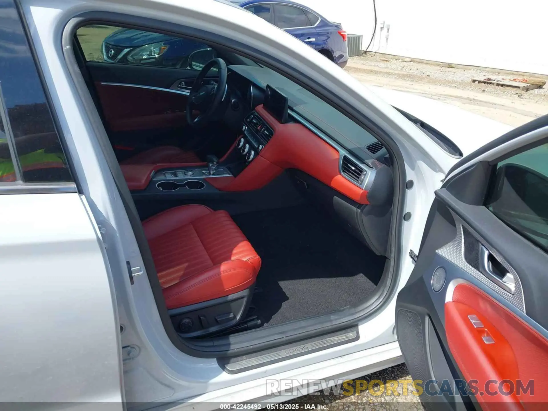 5 fotografías del automóvil dañado KMTG34TA6PU111805 GENESIS G70 2023
