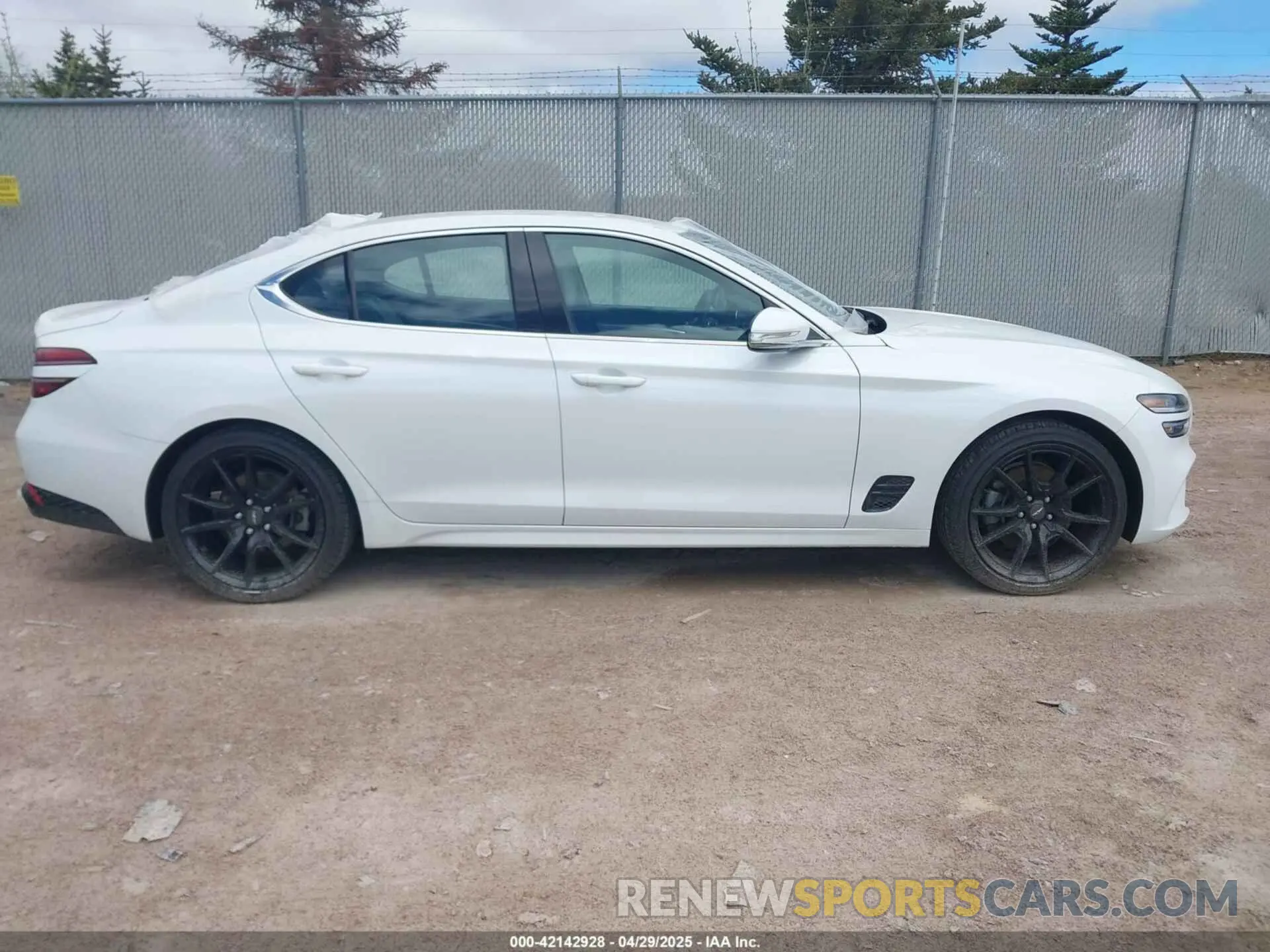 13 fotografías del automóvil dañado KMTG34TA7PU131917 GENESIS G70 2023