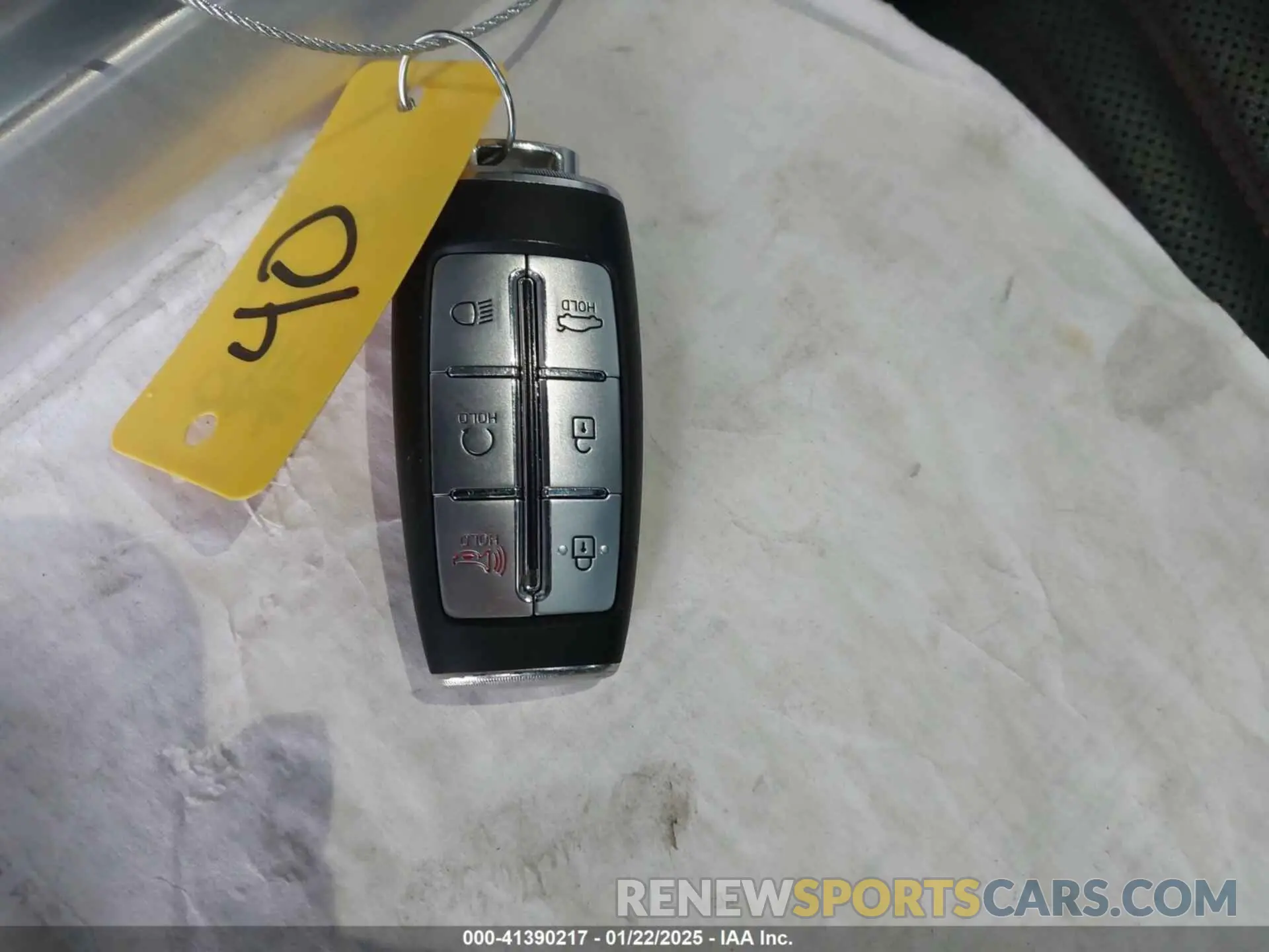 11 fotografías del automóvil dañado KMTG34TA8PU111790 GENESIS G70 2023