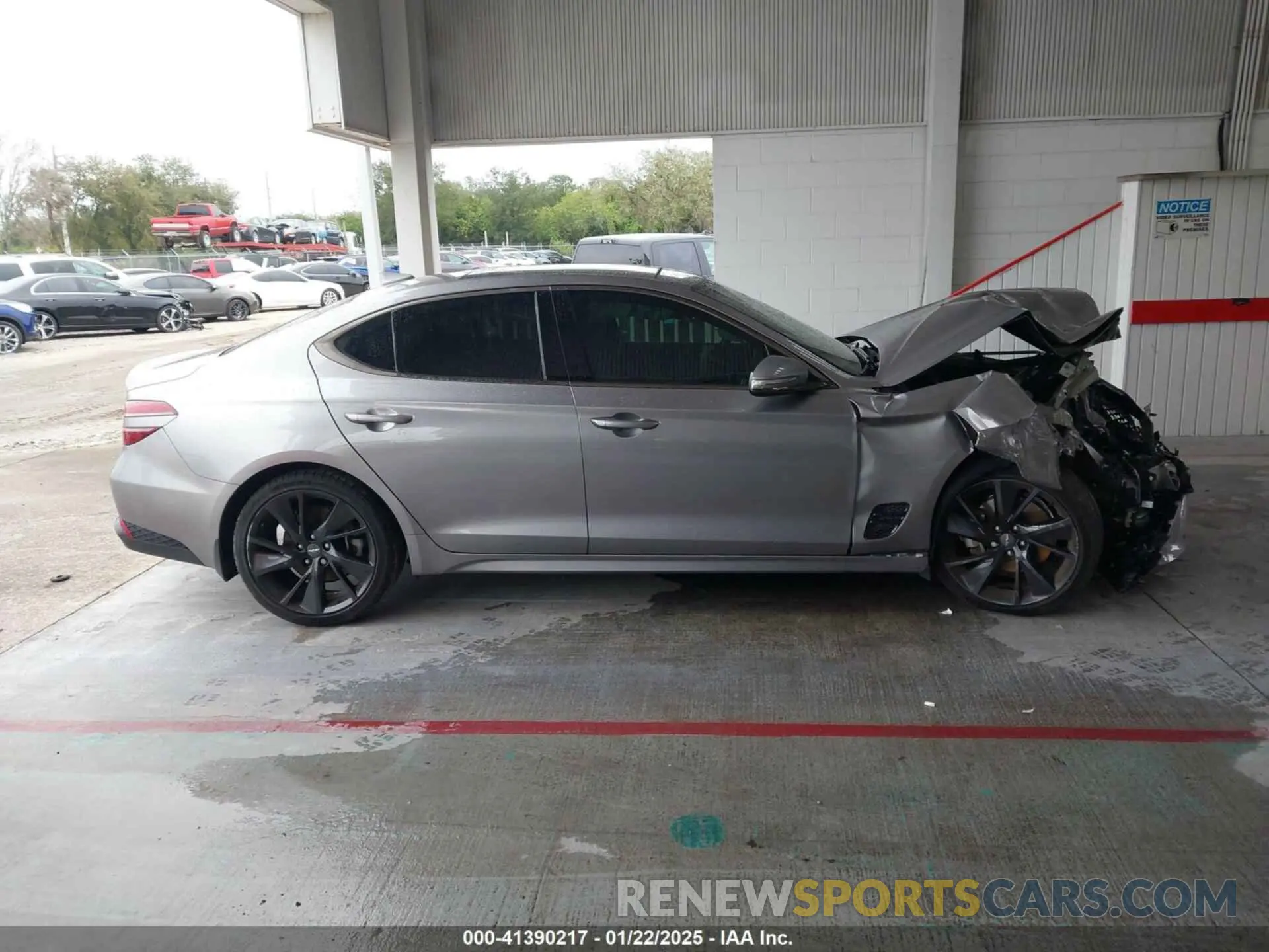 14 fotografías del automóvil dañado KMTG34TA8PU111790 GENESIS G70 2023